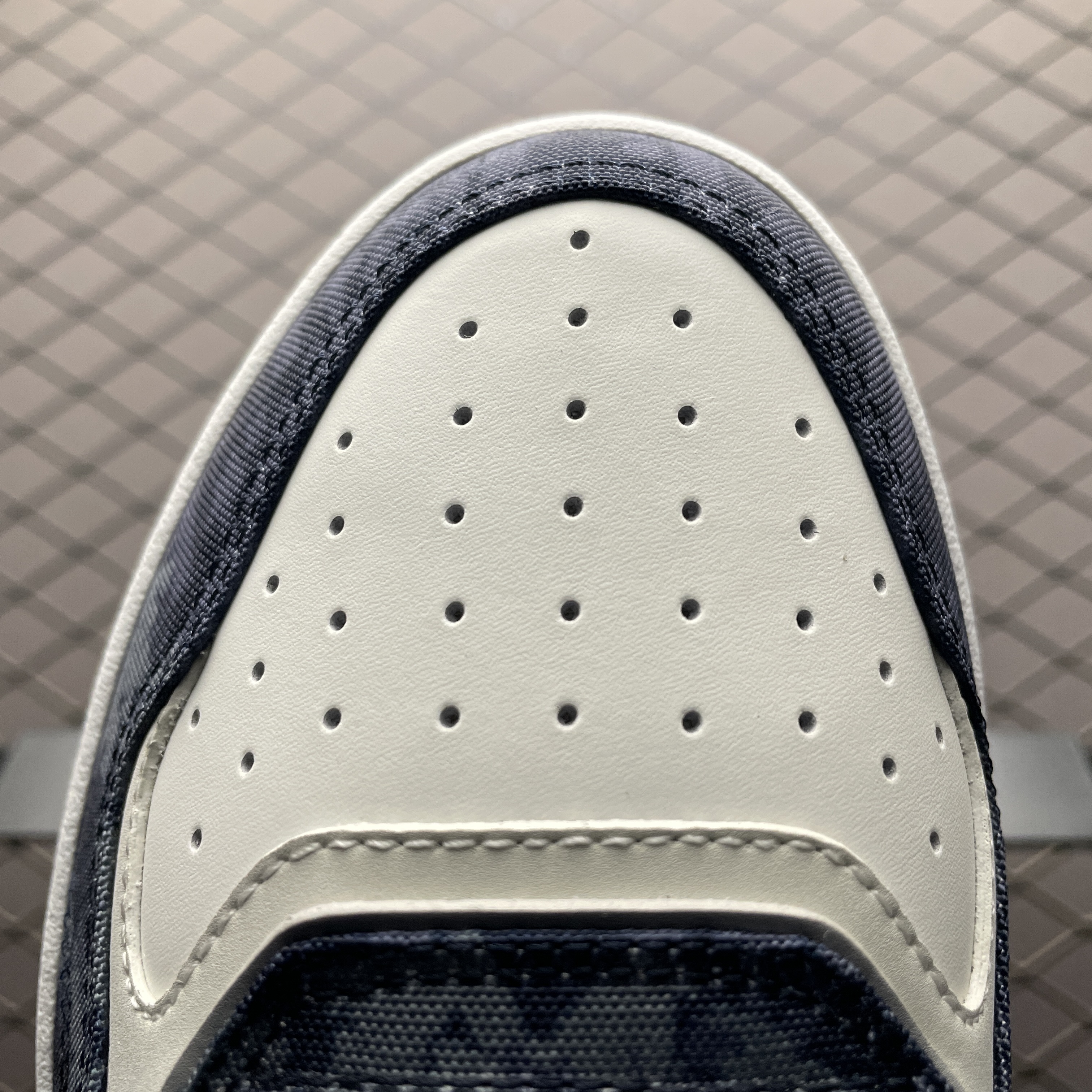 Dior Tears B27 Low-Top Sneaker（3SN272ZWZ_H580）