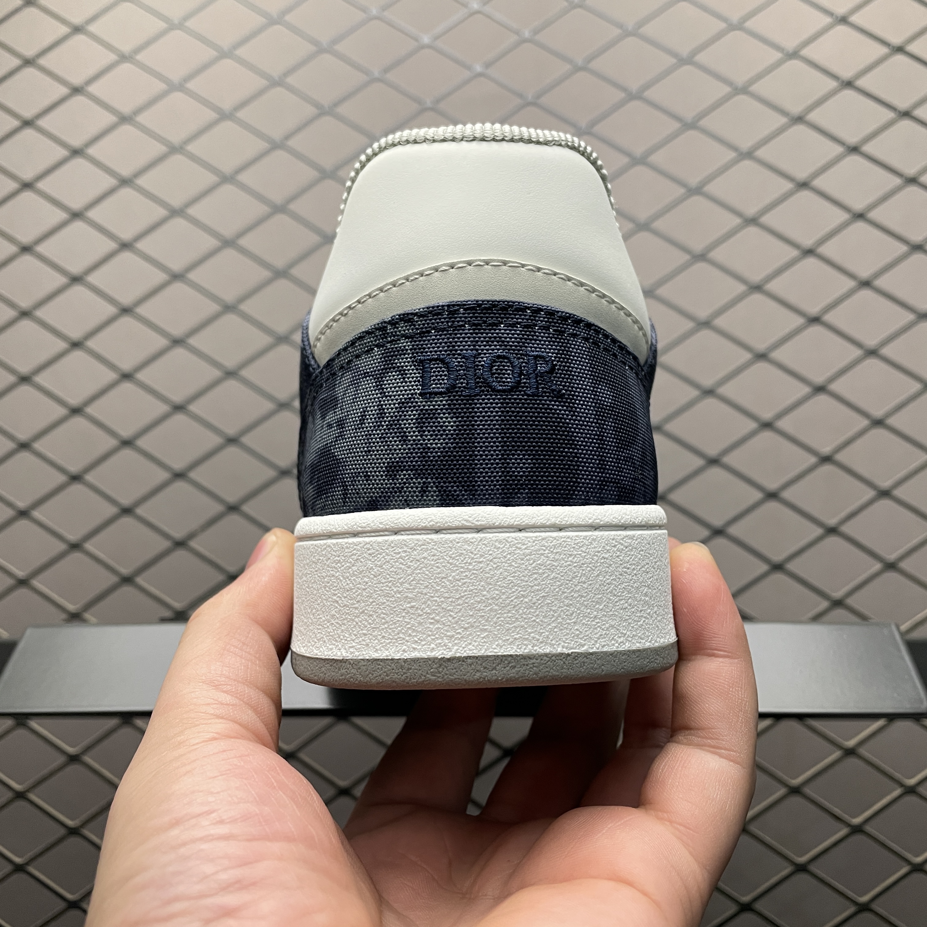 Dior Tears B27 Low-Top Sneaker（3SN272ZWZ_H580）