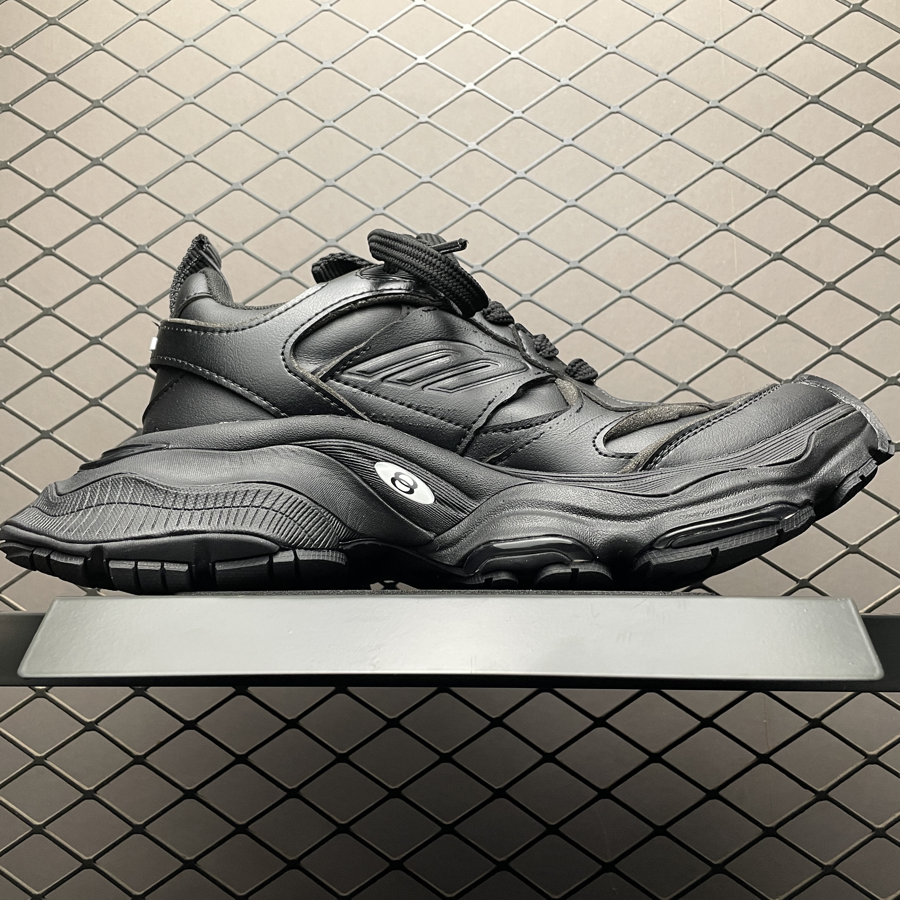 Balenciaga Cargo Sneaker 'Black'（785754WCGLT1000）