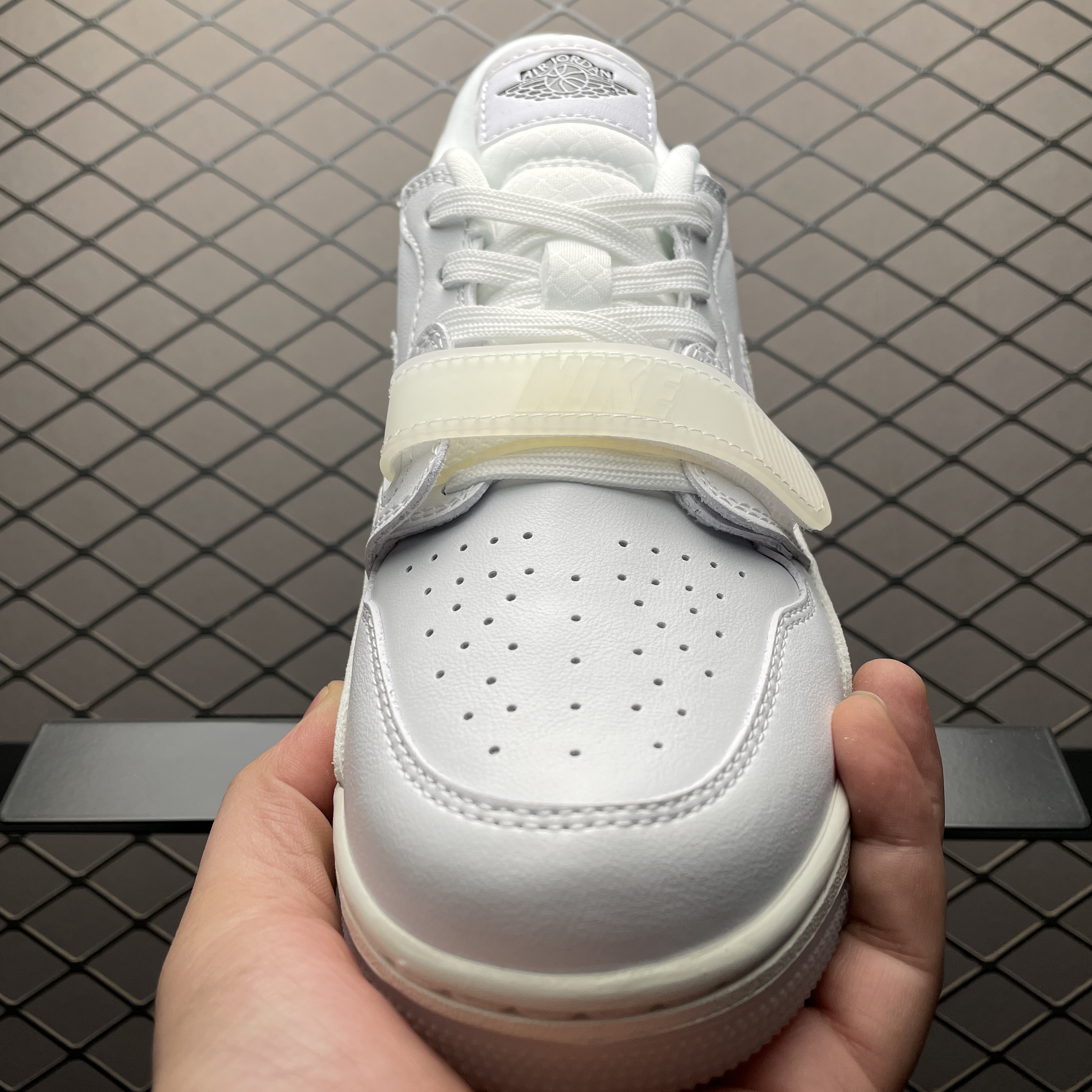 Nike Women's Jordan Legacy 312 Low "Year Of The Snake"(HF3182-100）