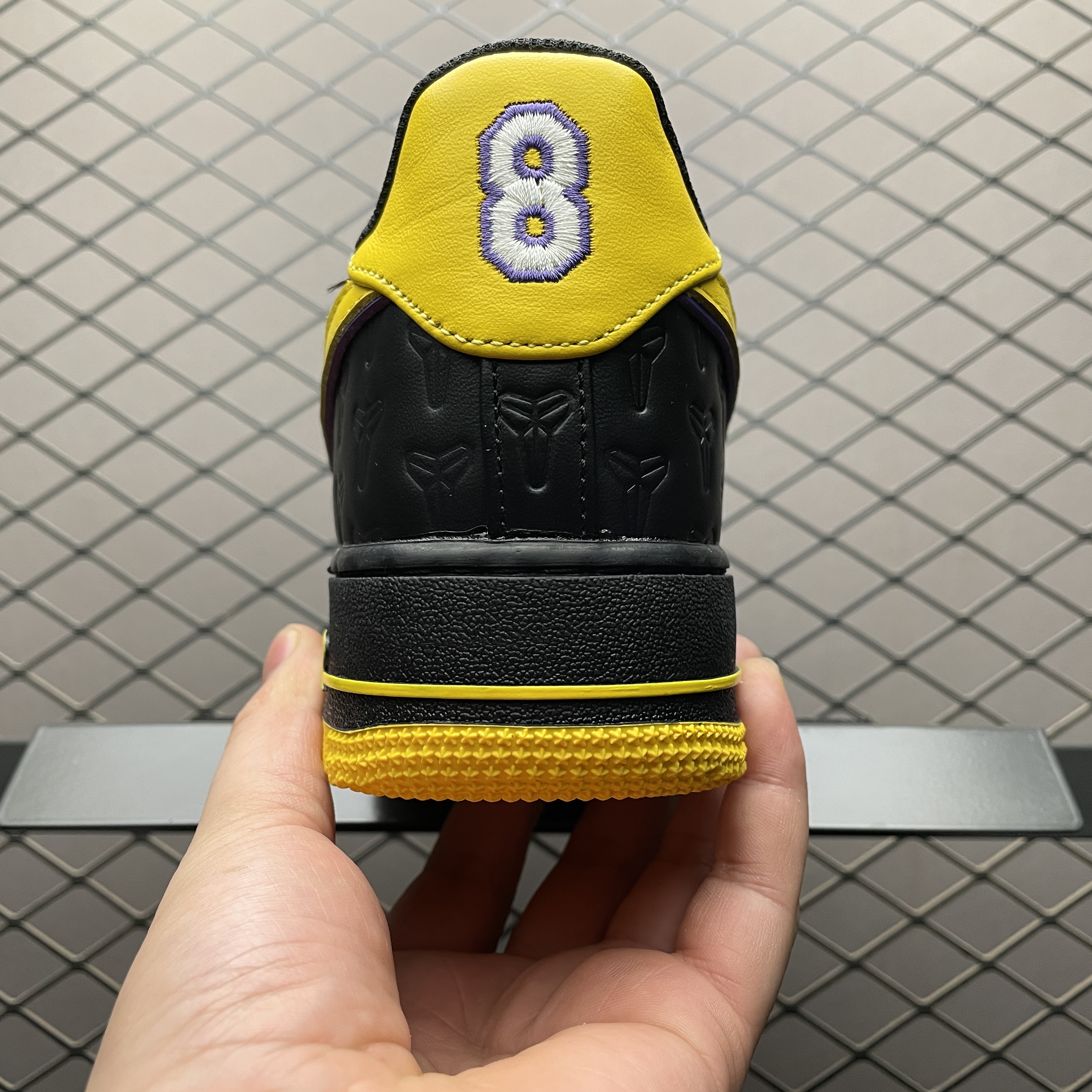 Kobe Bryant × Nike Air Force 1 Low "Black/Varsity Maize" (HV5122-001)