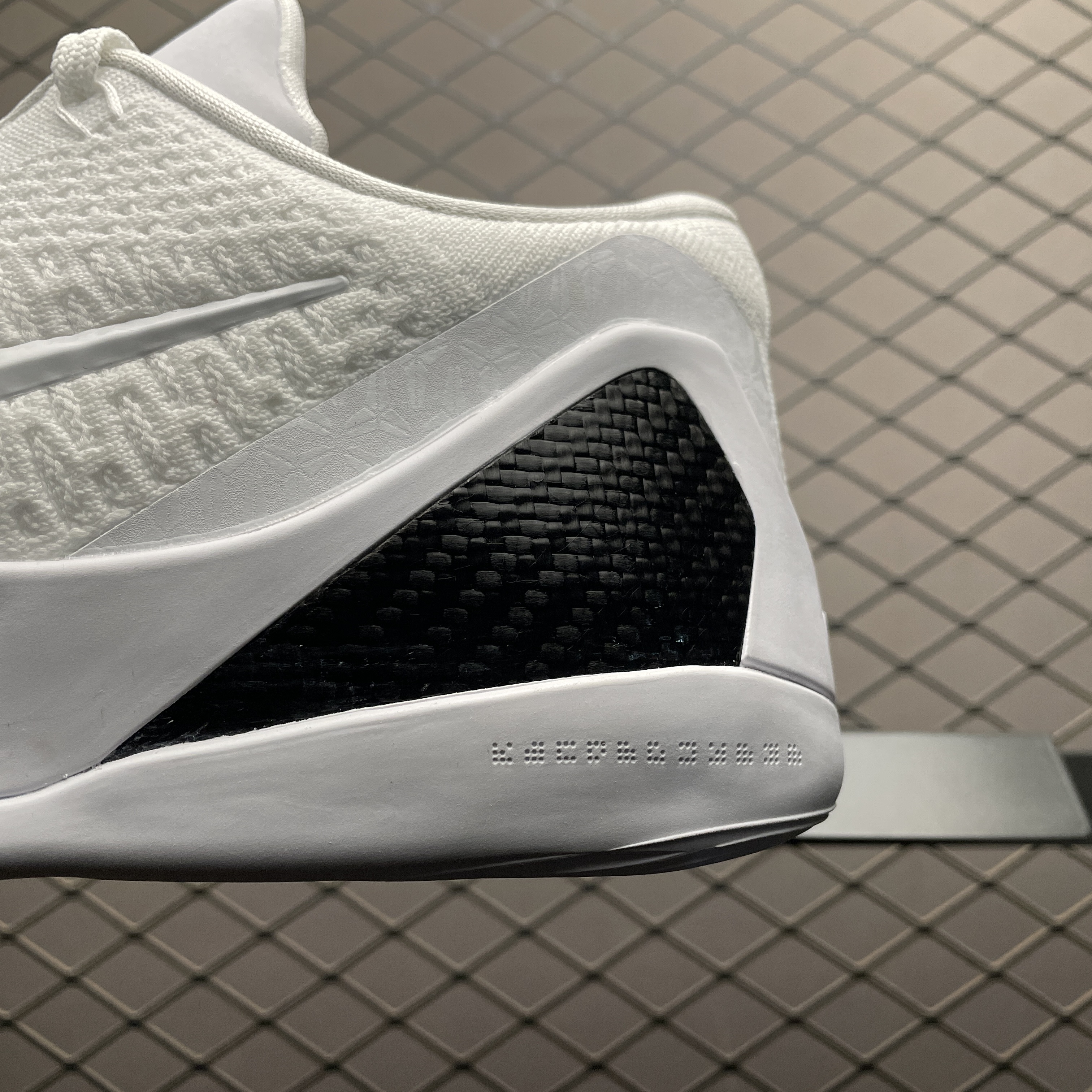 Nike Kobe 9 Elite Low Protro Halo（FZ7334-100）