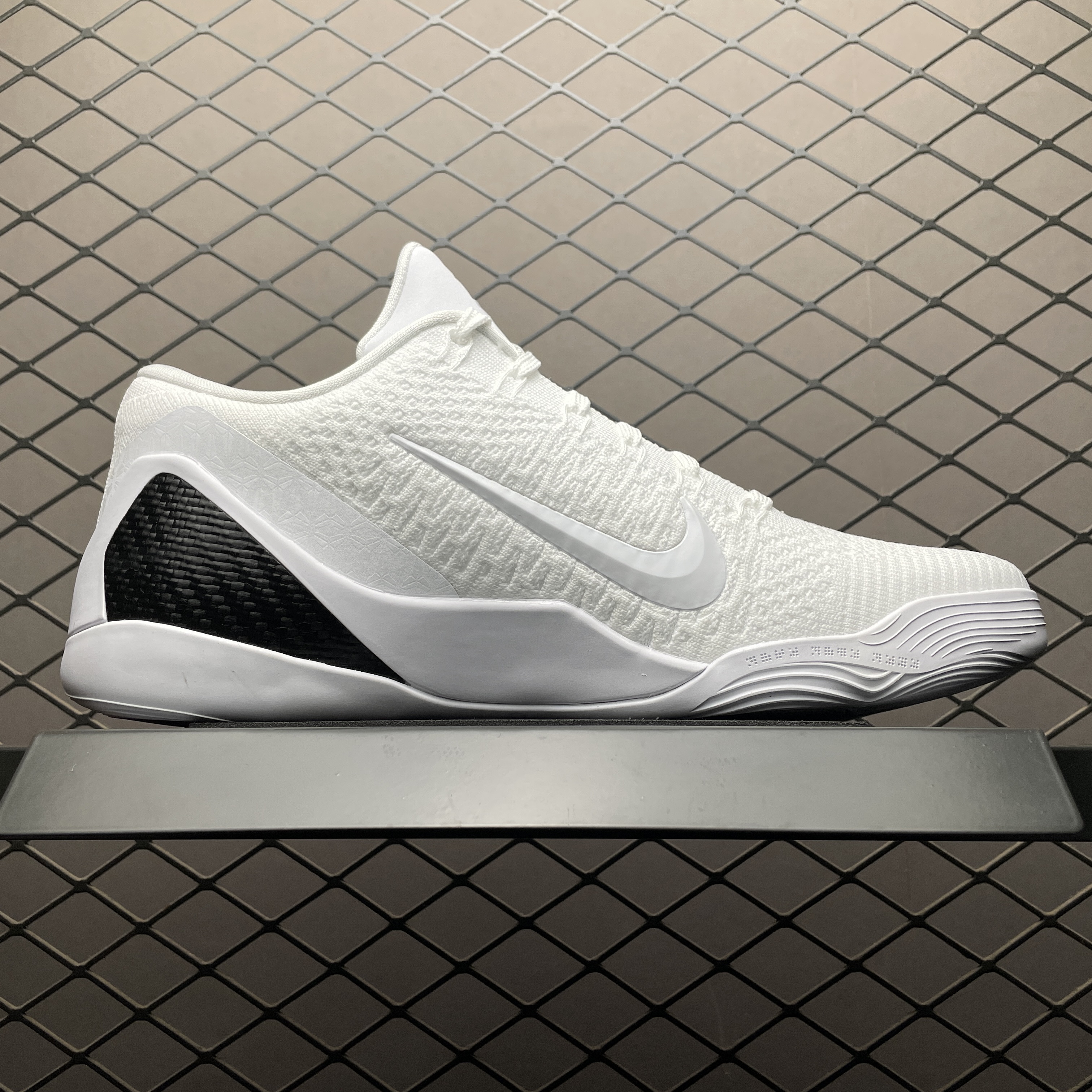 Nike Kobe 9 Elite Low Protro Halo（FZ7334-100）
