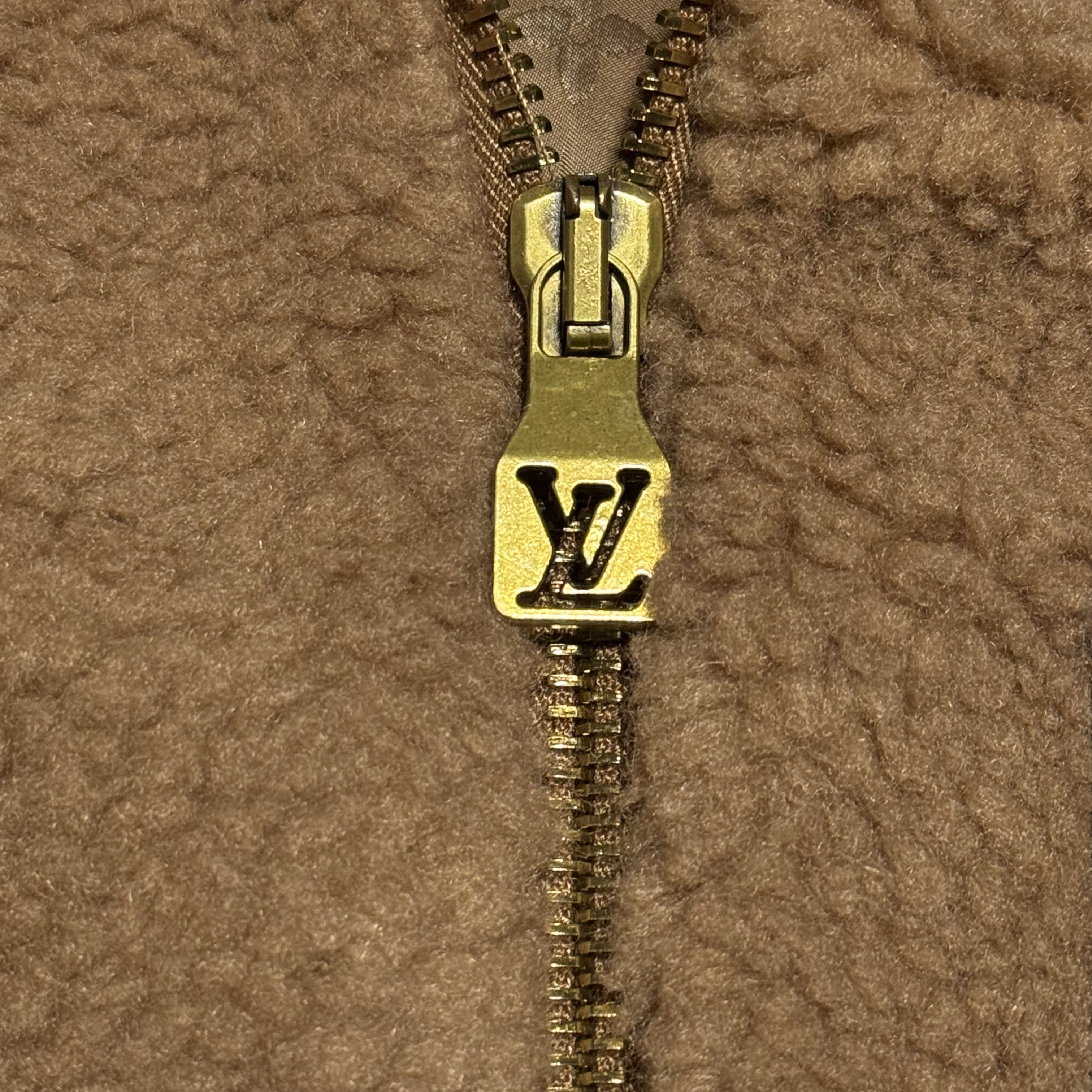 Louis Vuitton Leather patch fleece blouson（1AFXTM）