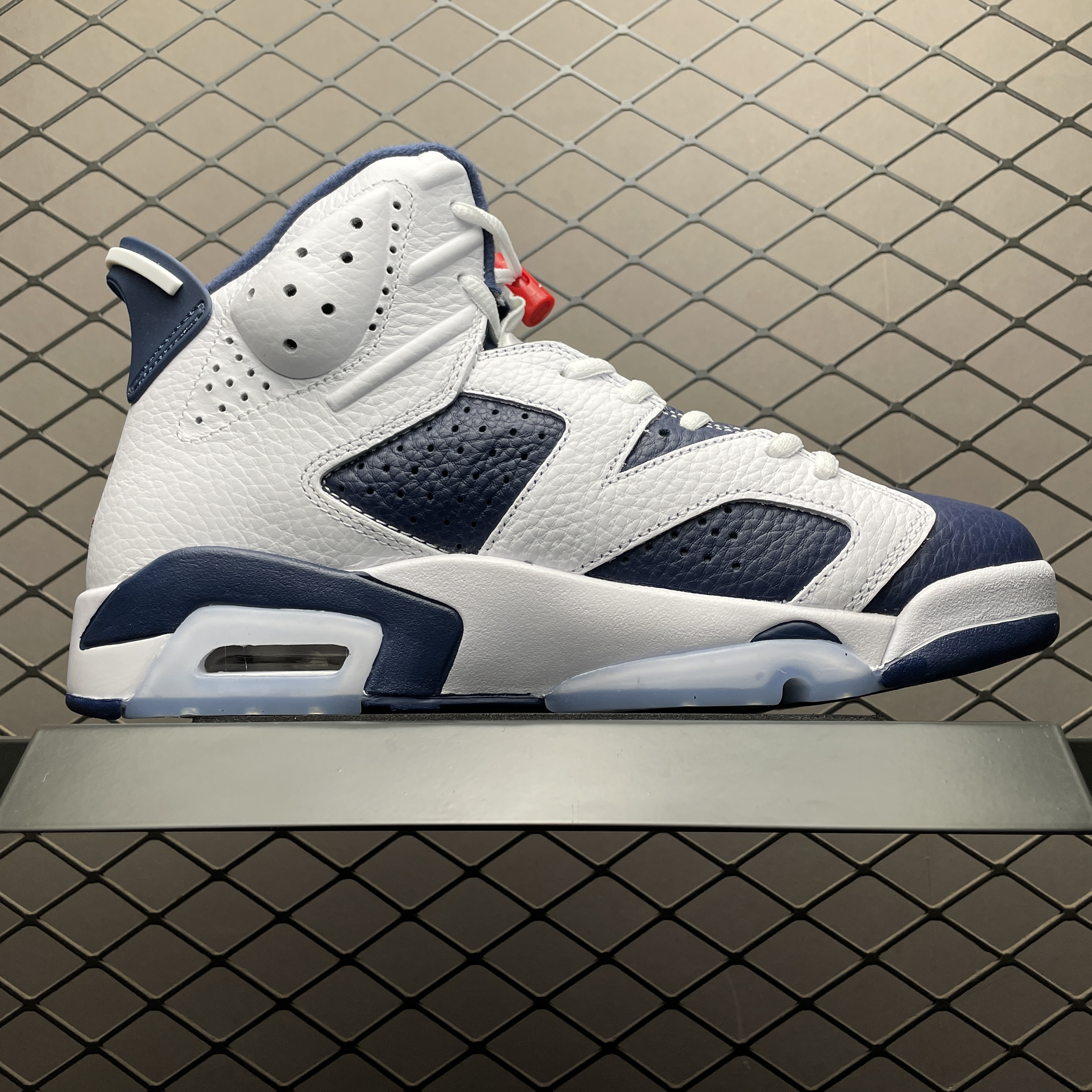 Nike Air Jordan 6 Retro "White and Midnight Navy"(CT8529-164)