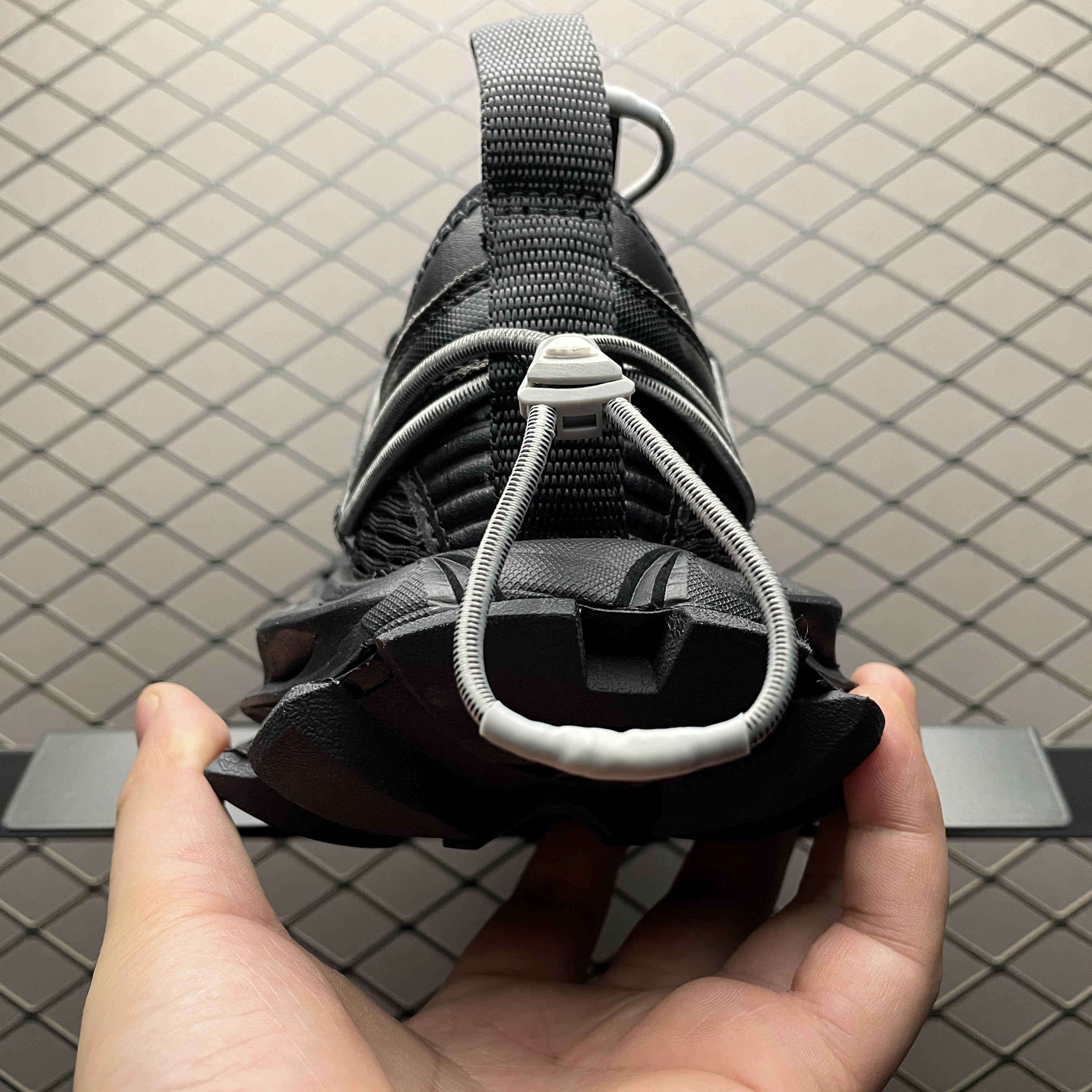 BALENCIAGA Hike Sneaker "Black"（804921WHIKE1000）