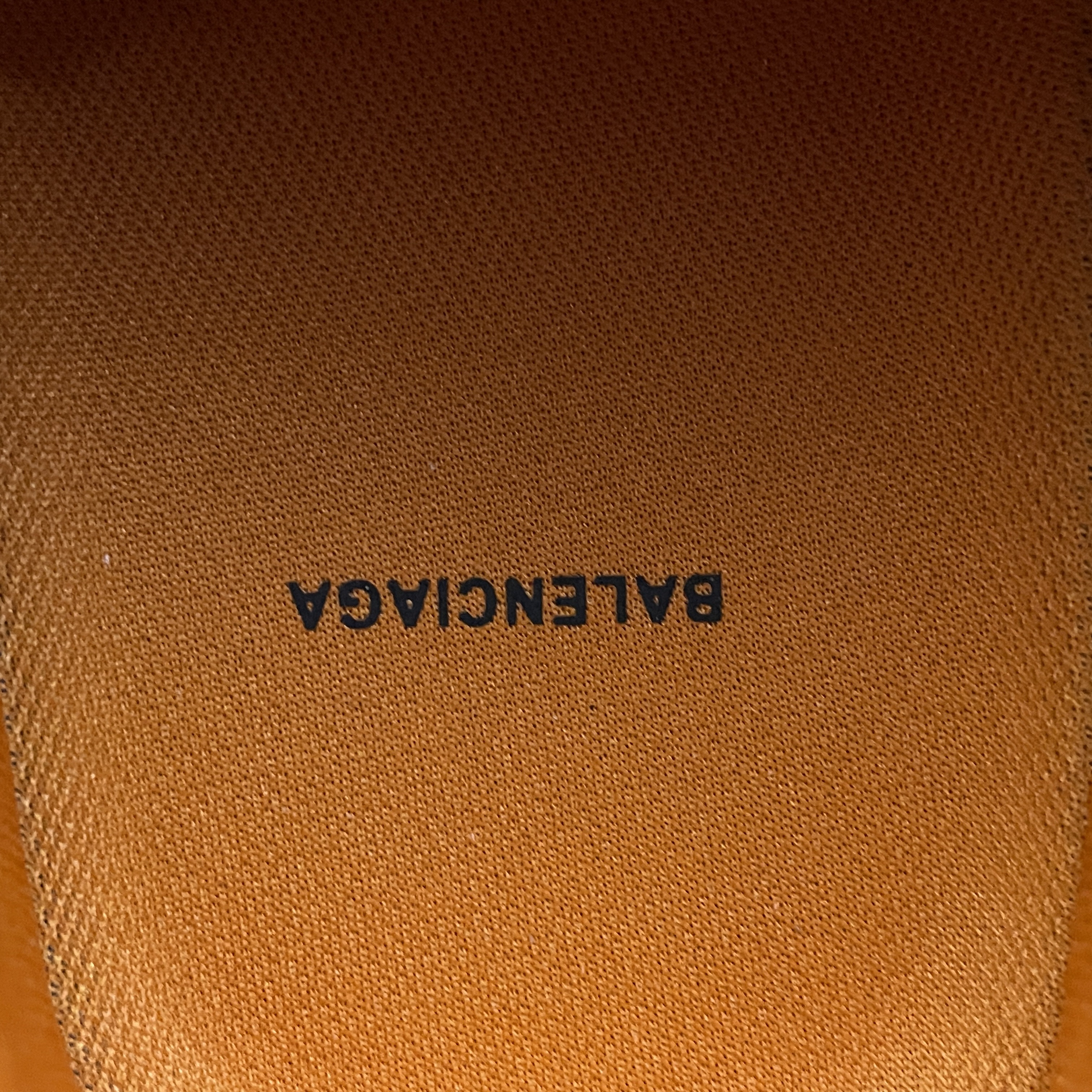 BALENCIAGA Hike Sneaker "Beige/Orange"（804921WHIKE2070）