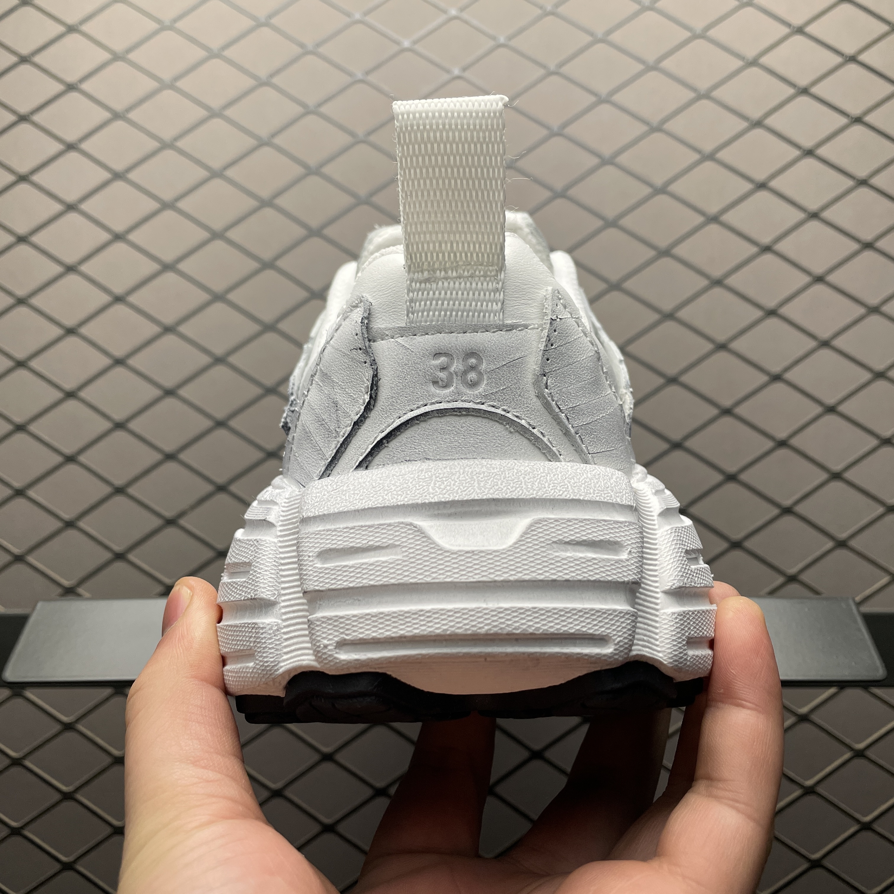 BALENCIAGA Monday Shoe "White/Black/Gray" （825418WDTSC9110）