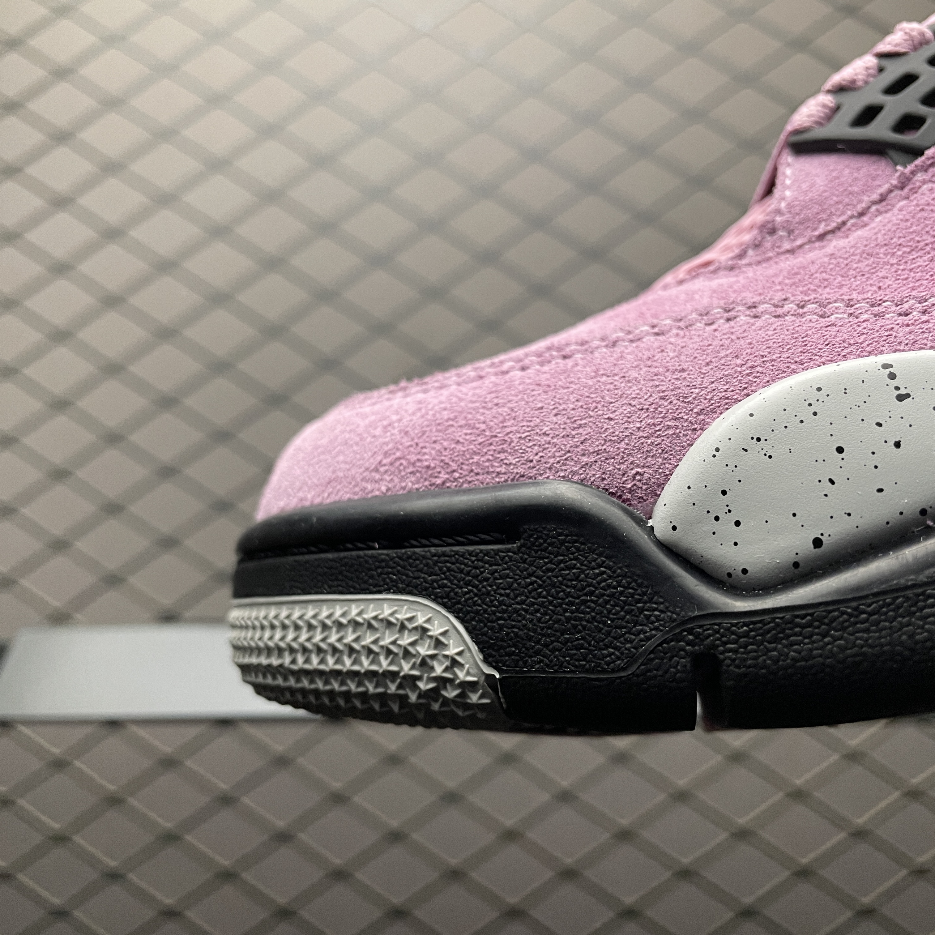 Nike Women's Air Jordan 4 Retro "Orchid"（AQ9129-501）