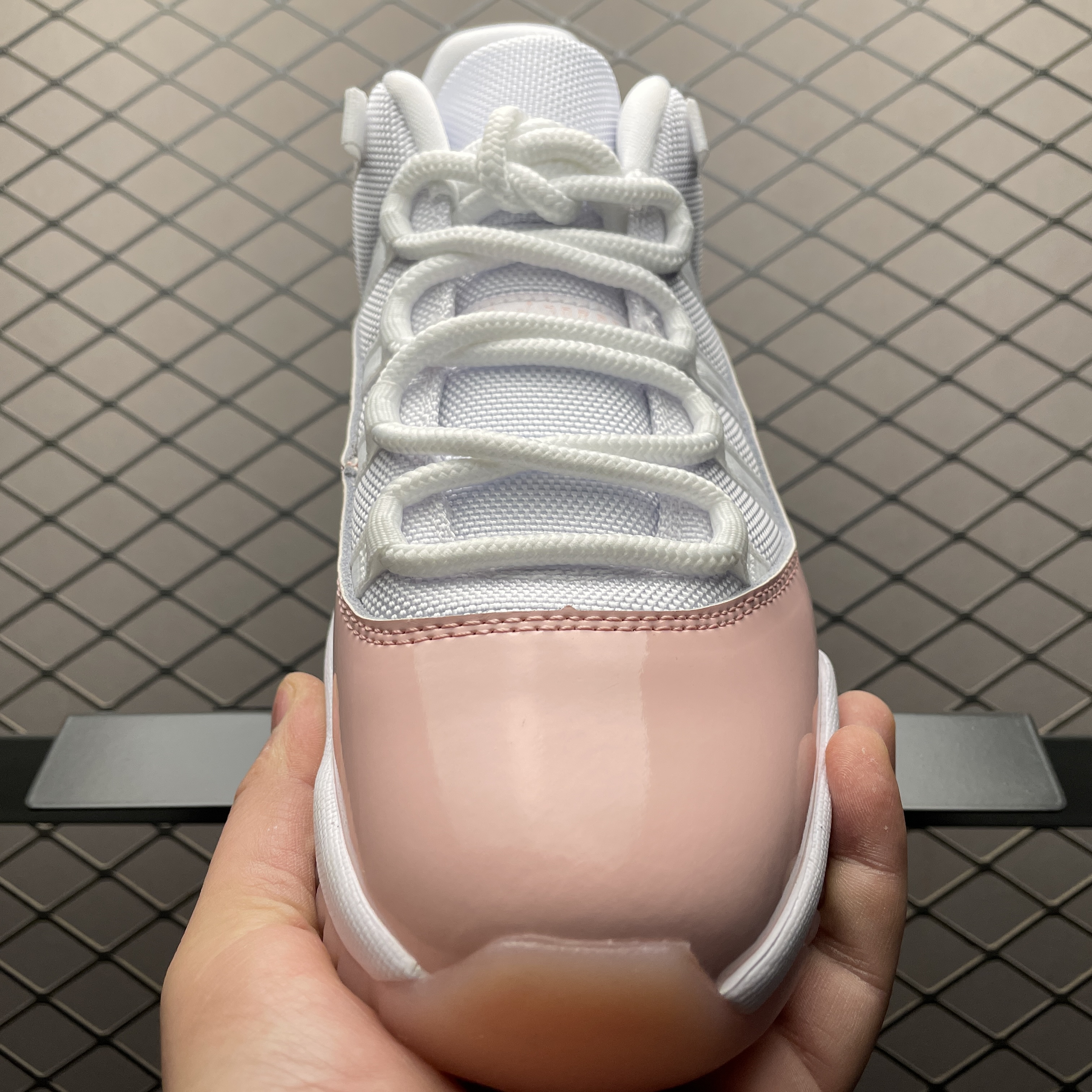 Nike Air Jordan 11 Retro Low "Legend Pink"(AH7860-160)