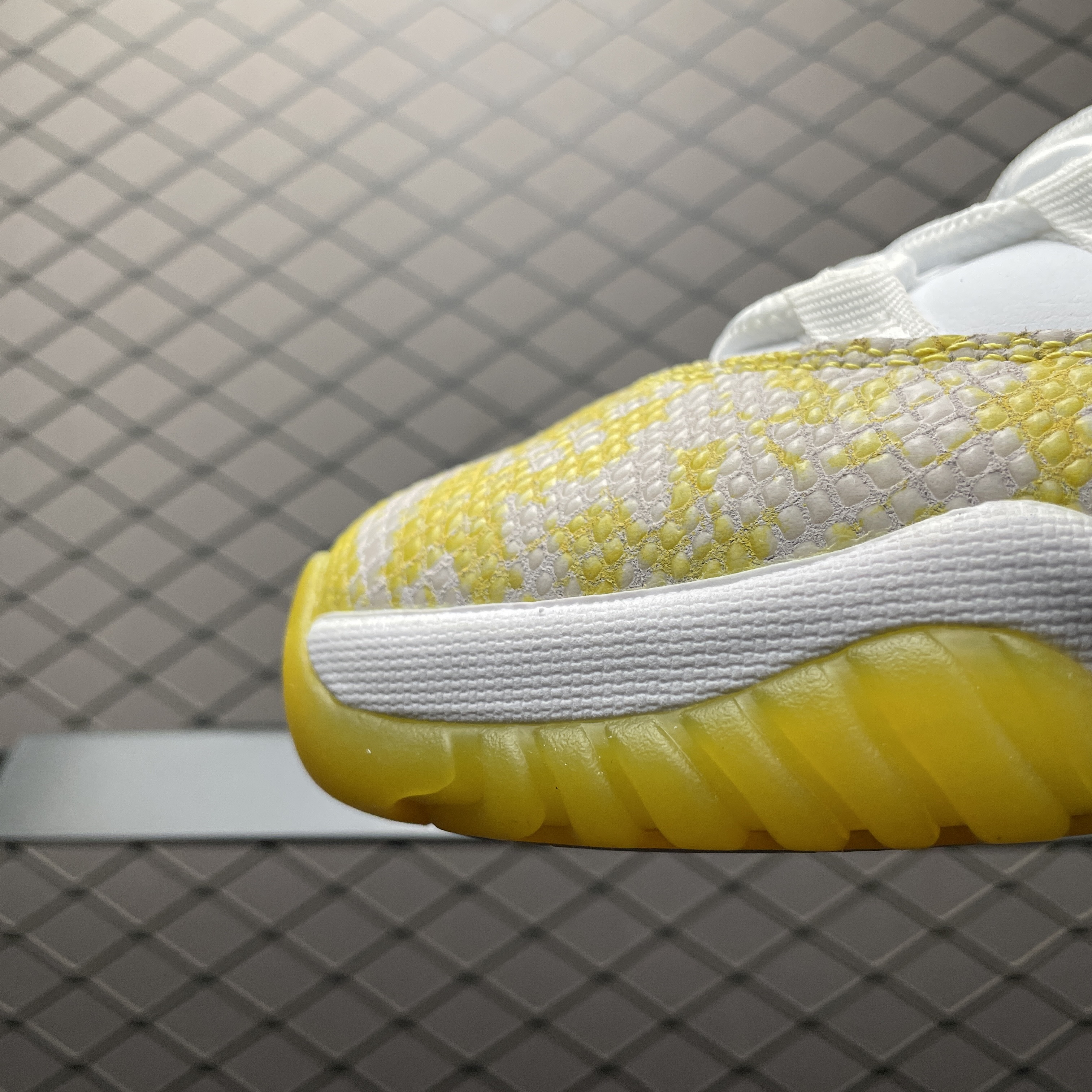 Nike  Air Jordan 11 Retro Low "Yellow Snake Skin"(AH7860-107)