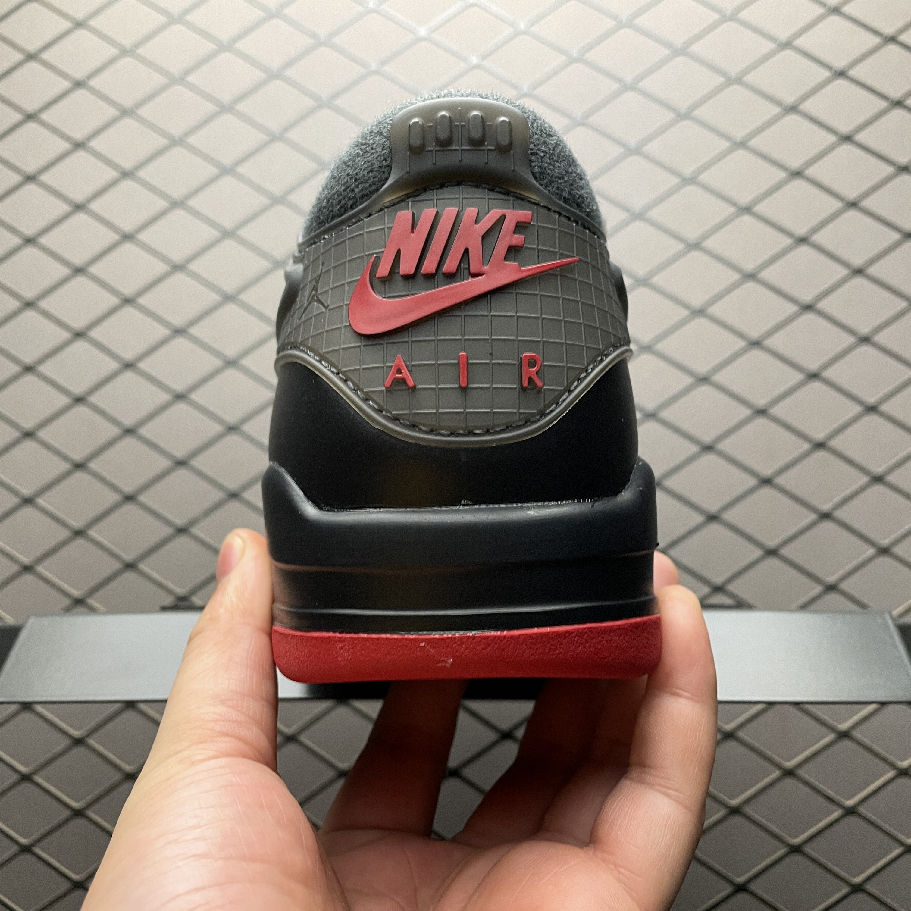 Nike Air Jordan 4 RM "Bred"（FQ7939-060）
