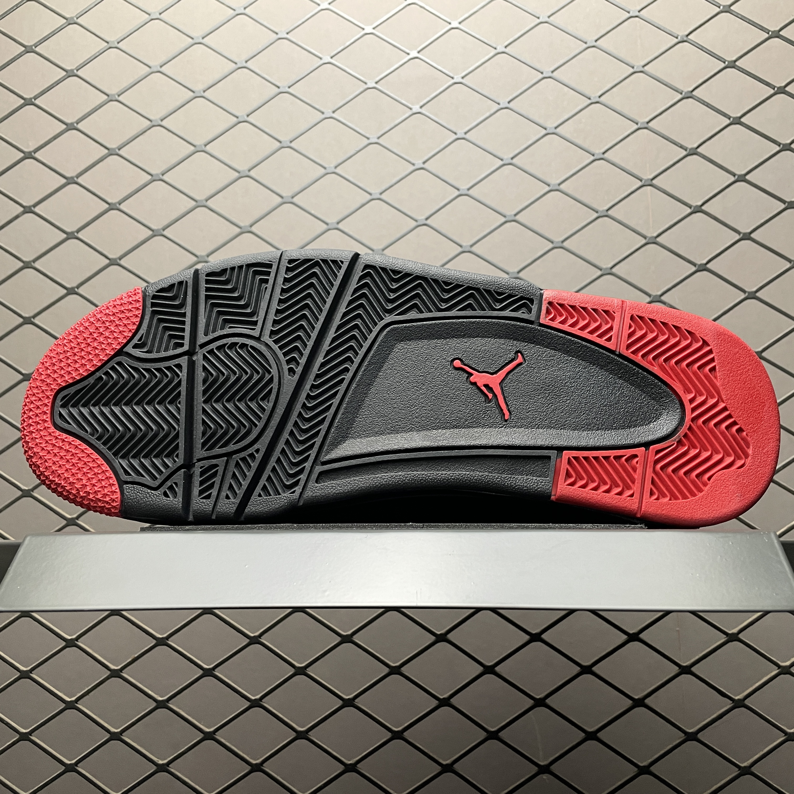 Nike Air Jordan 4 RM "Bred"（FQ7939-060）