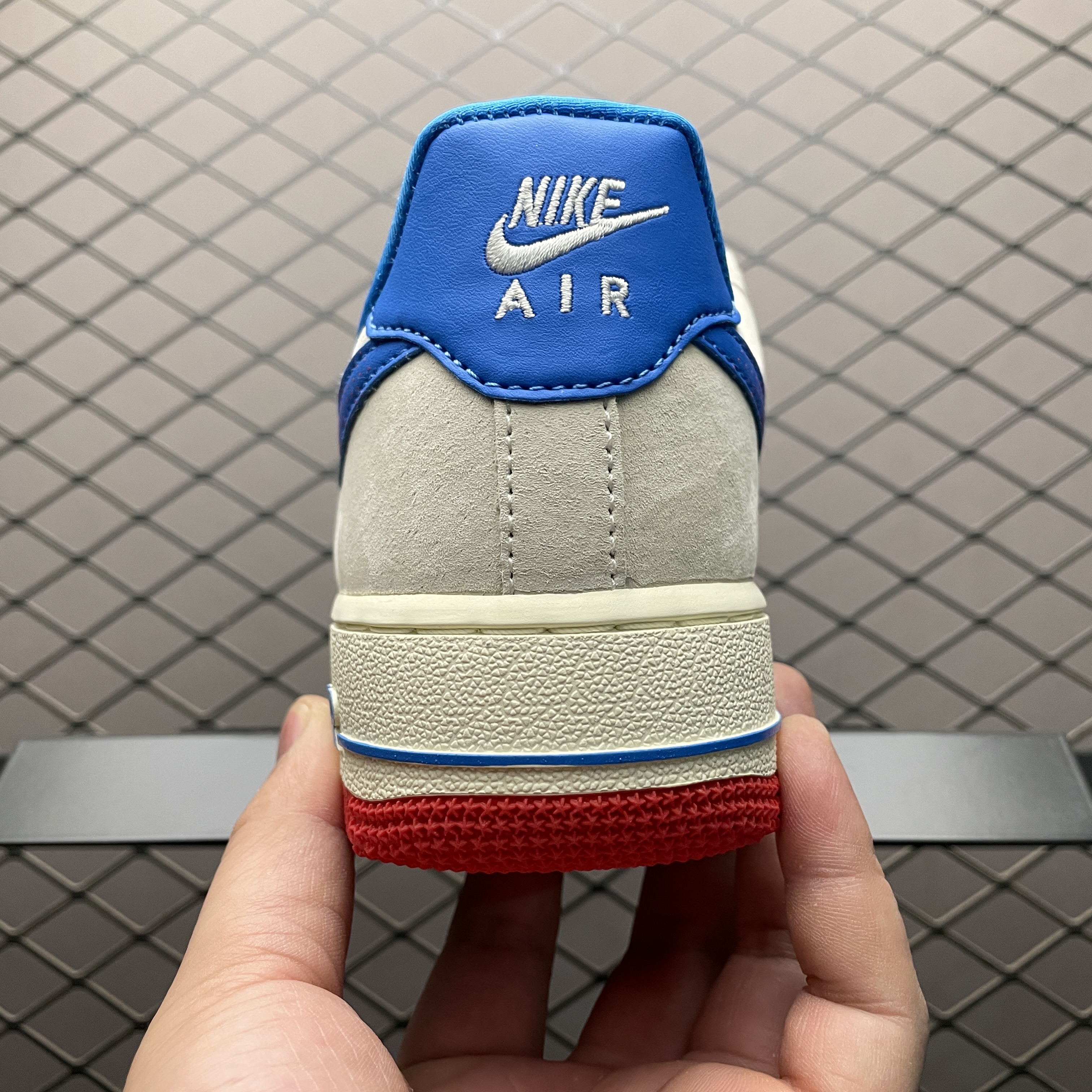 Nike Air Force 1 Low "Nike Inc"（HQ3618-113）