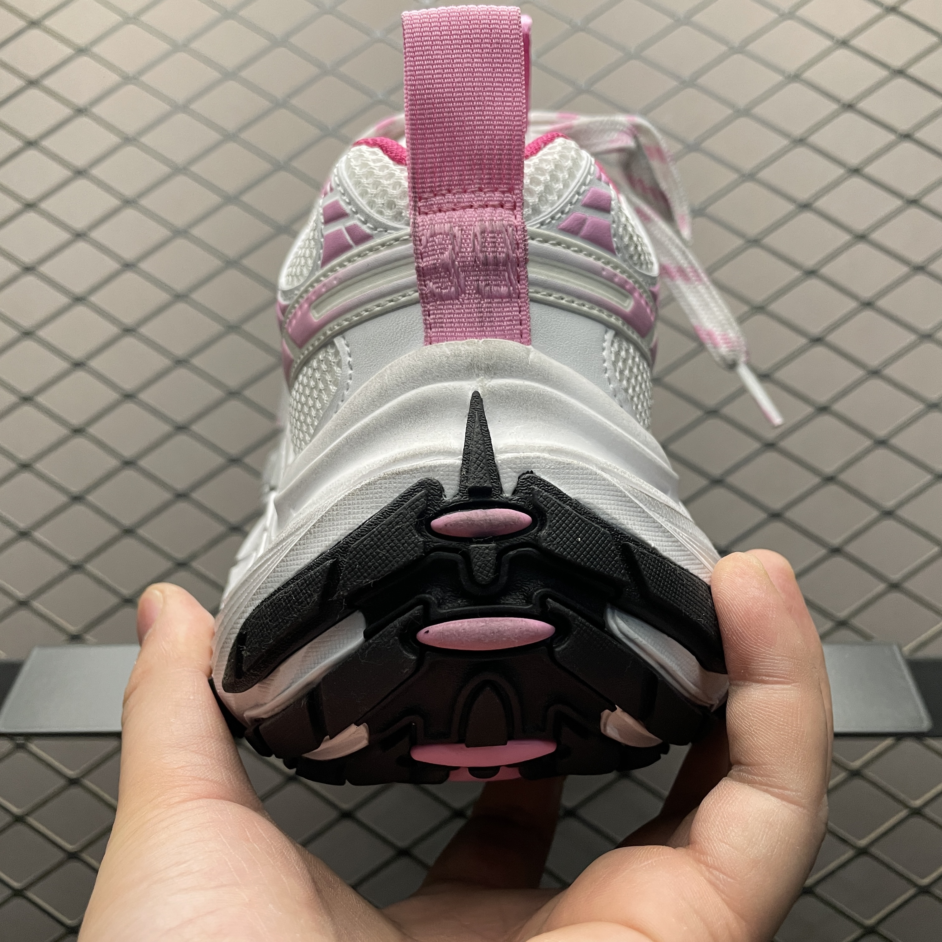 BALENCIAGA 6xl Sneaker in White/light Pink/grey/black（815853W2MV29511）