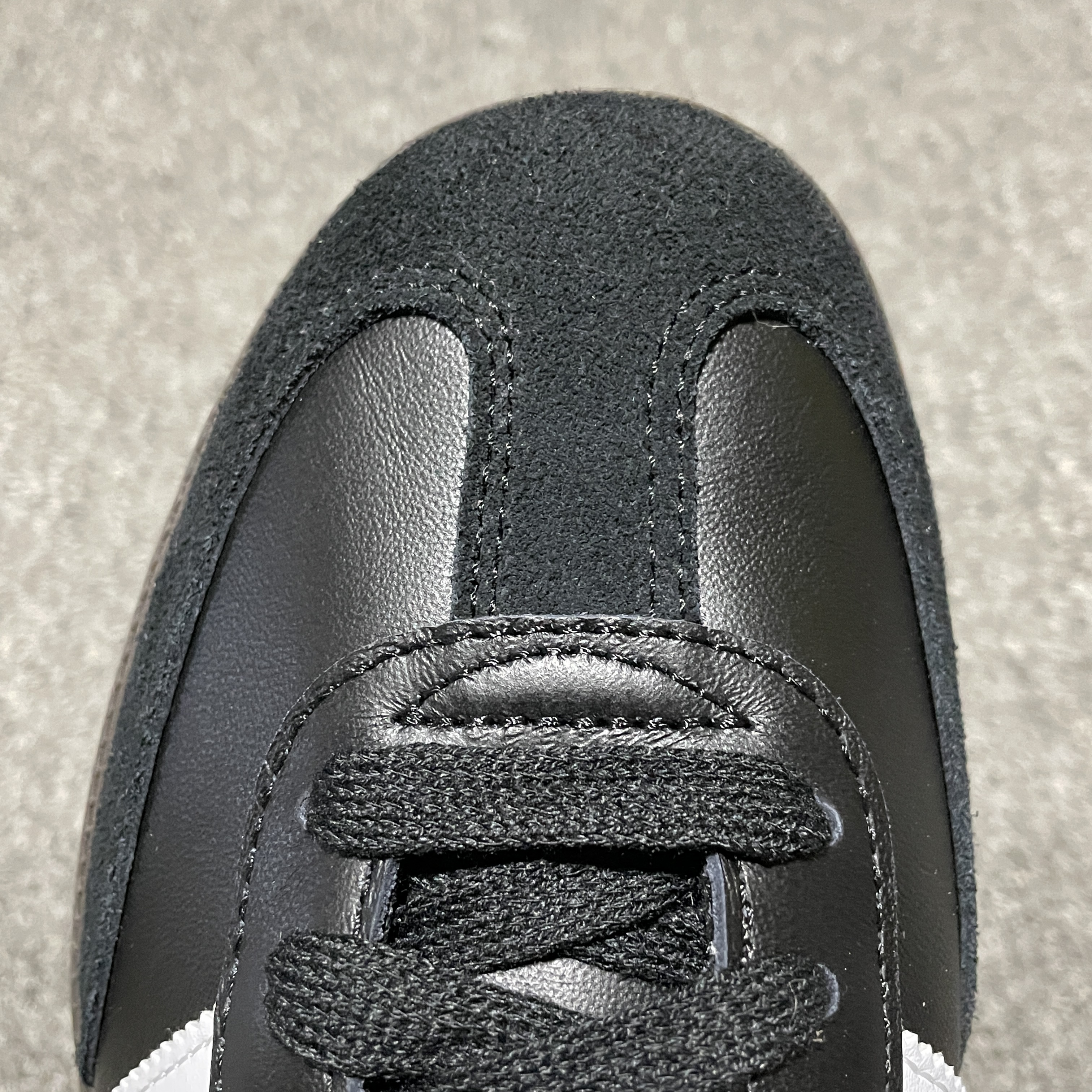 adidas Samba Irak "Core Black/Gum"（GX4041）