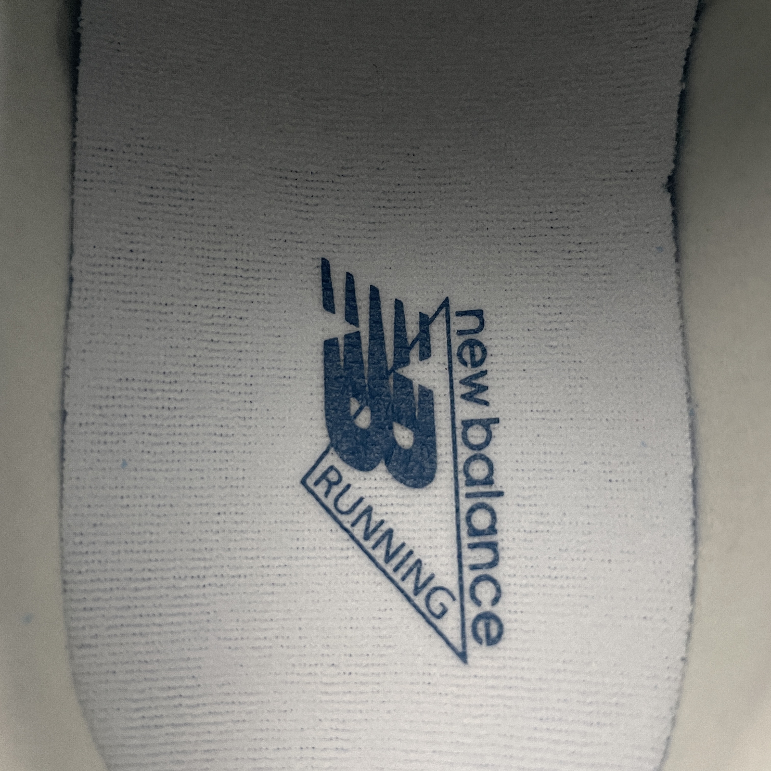 New Balance 9060 "Heron Blue/Gray" (U9060FM）