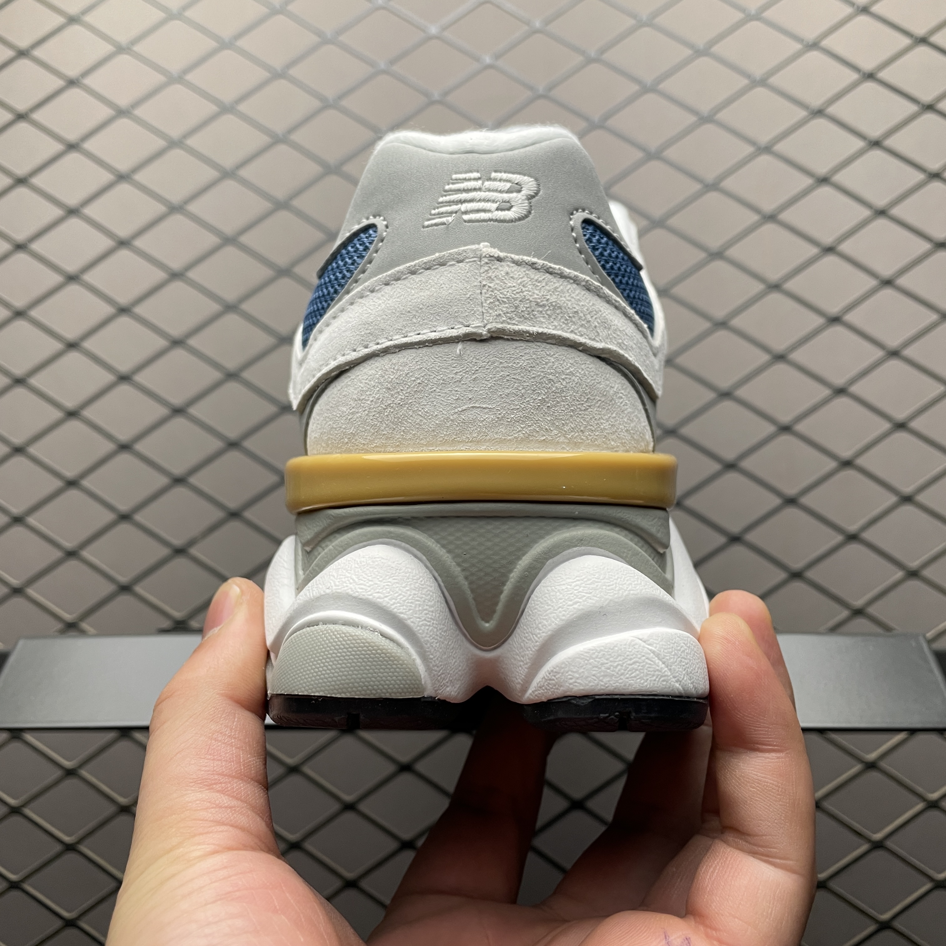 New Balance 9060 "Heron Blue/Gray" (U9060FM）