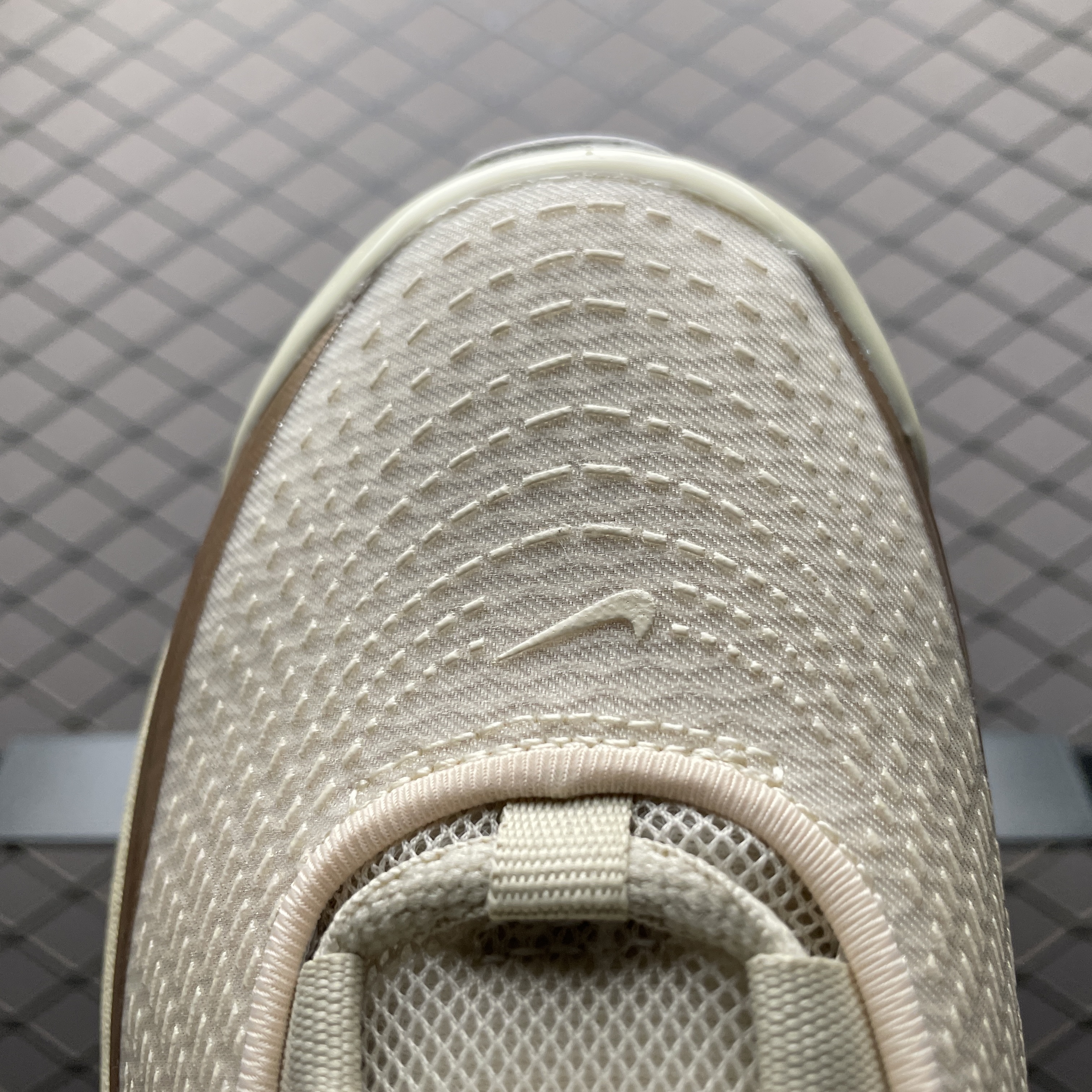 Nike Air Max DN All Day (HV4861-200)