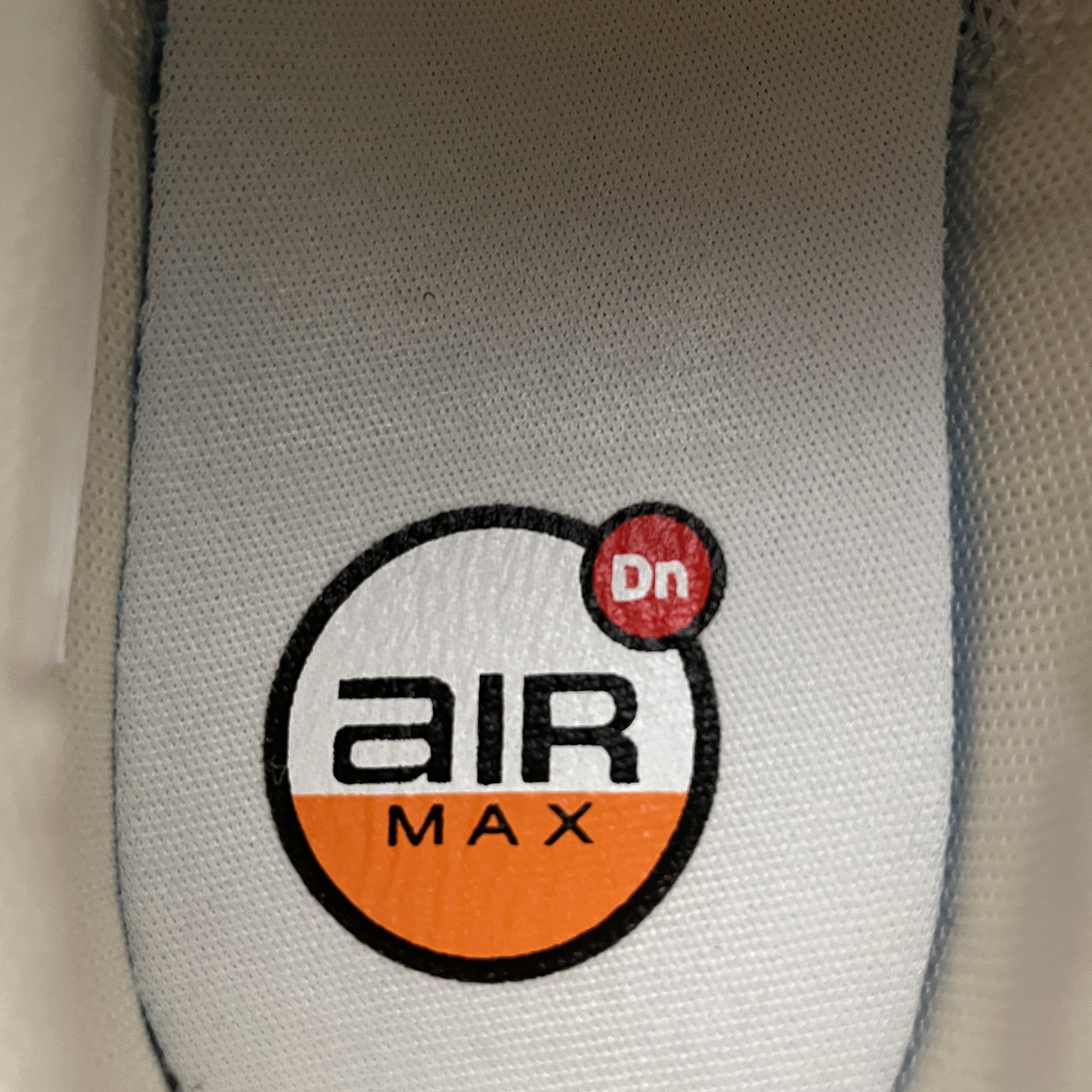Nike Air Max DN All Day (HV4861-200)