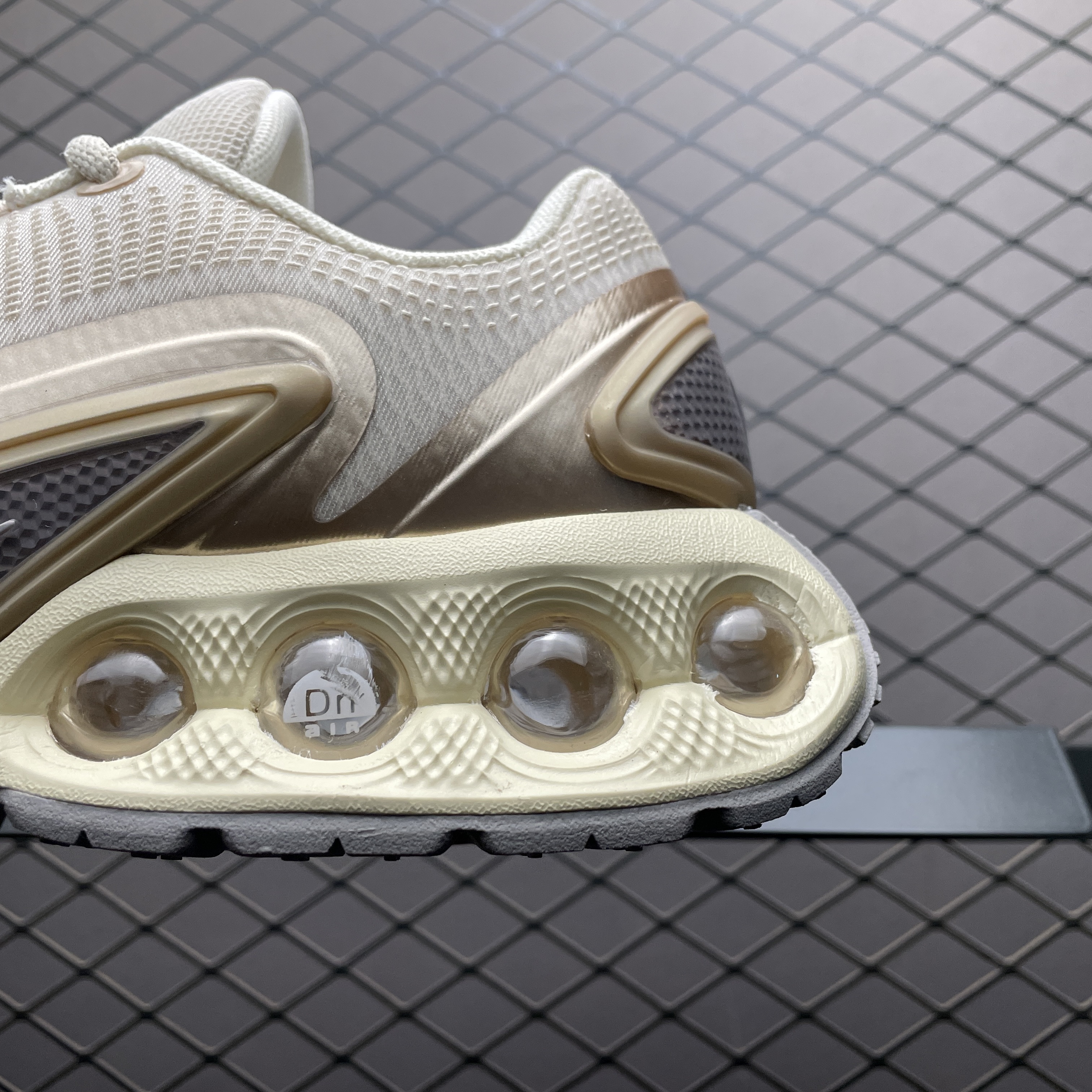 Nike Air Max DN All Day (HV4861-200)