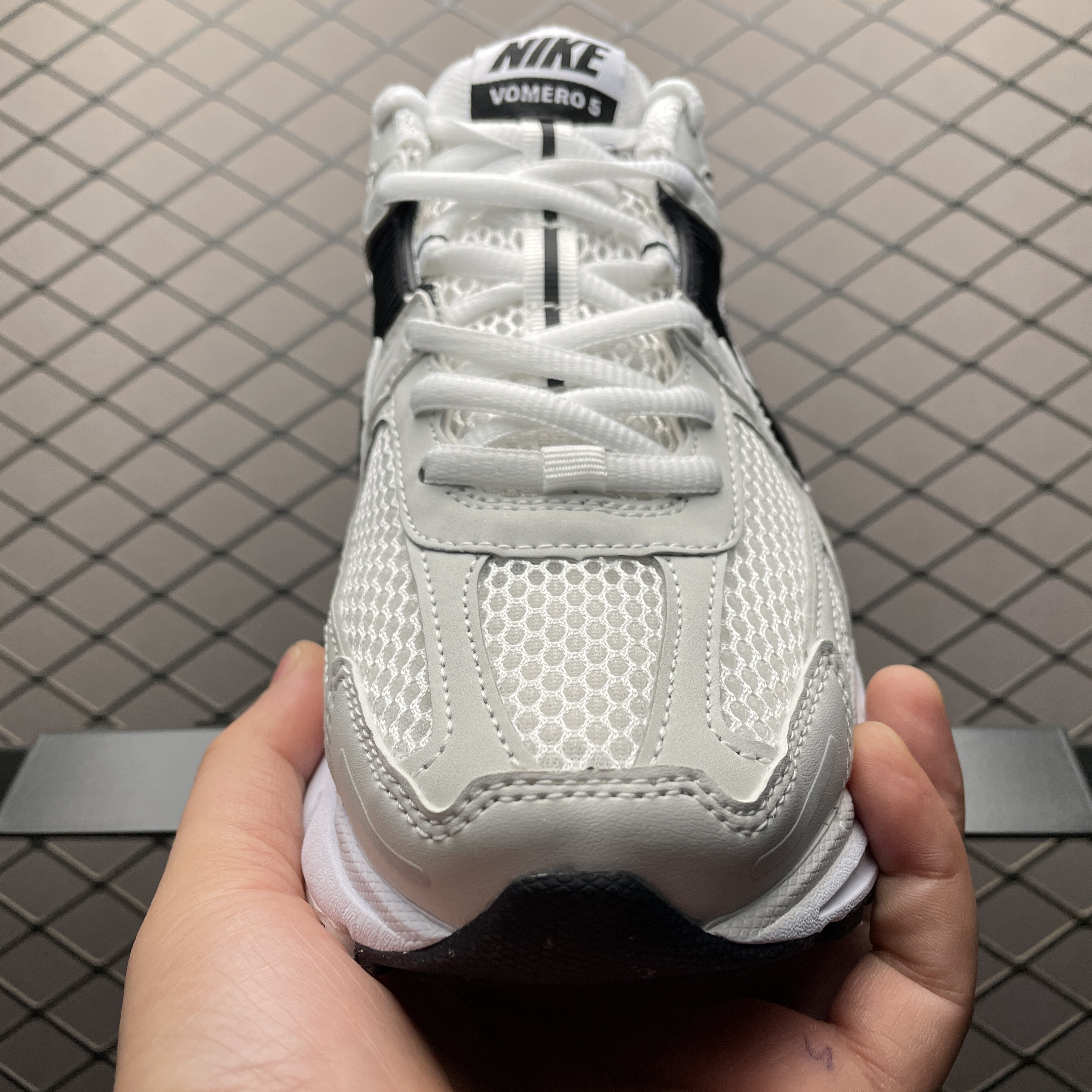 Nike Zoom Vomero 5 "White/Black"( FB9149-101)