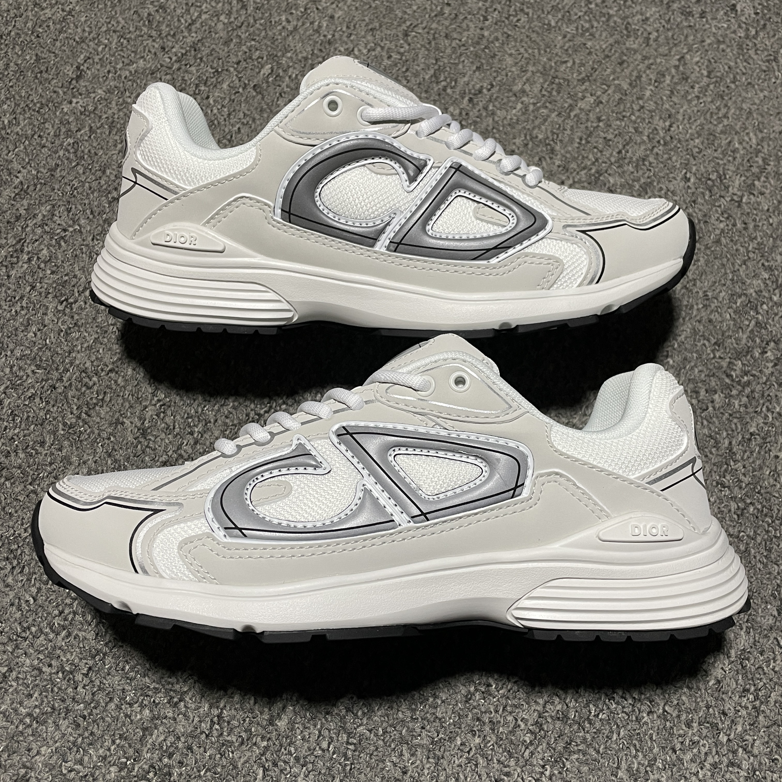 Dior B30 sneakers in mesh and technical fabric（3SN279ZND_H000）
