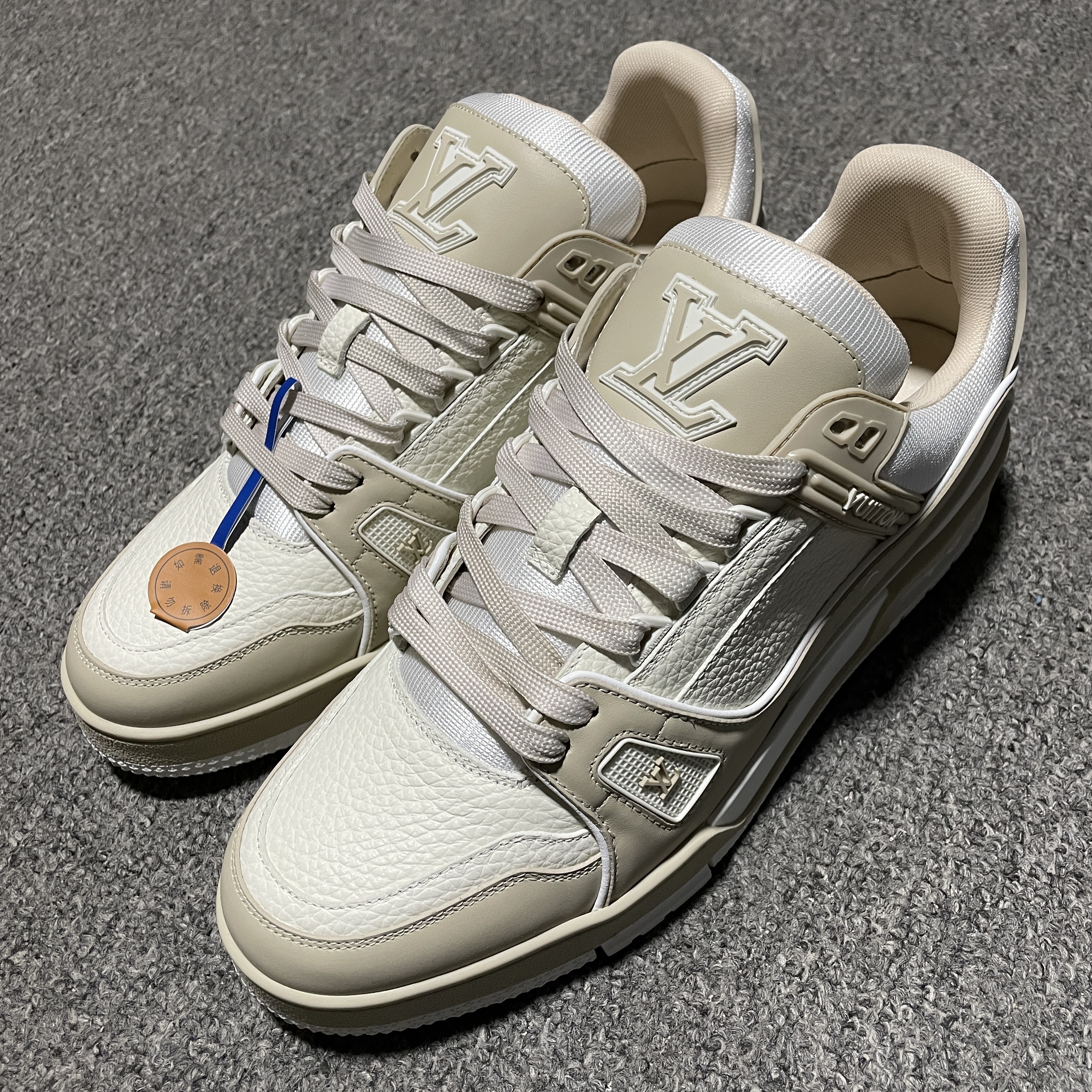 LOUIS VUITTON Trainer Sneakers（1ADHF6）