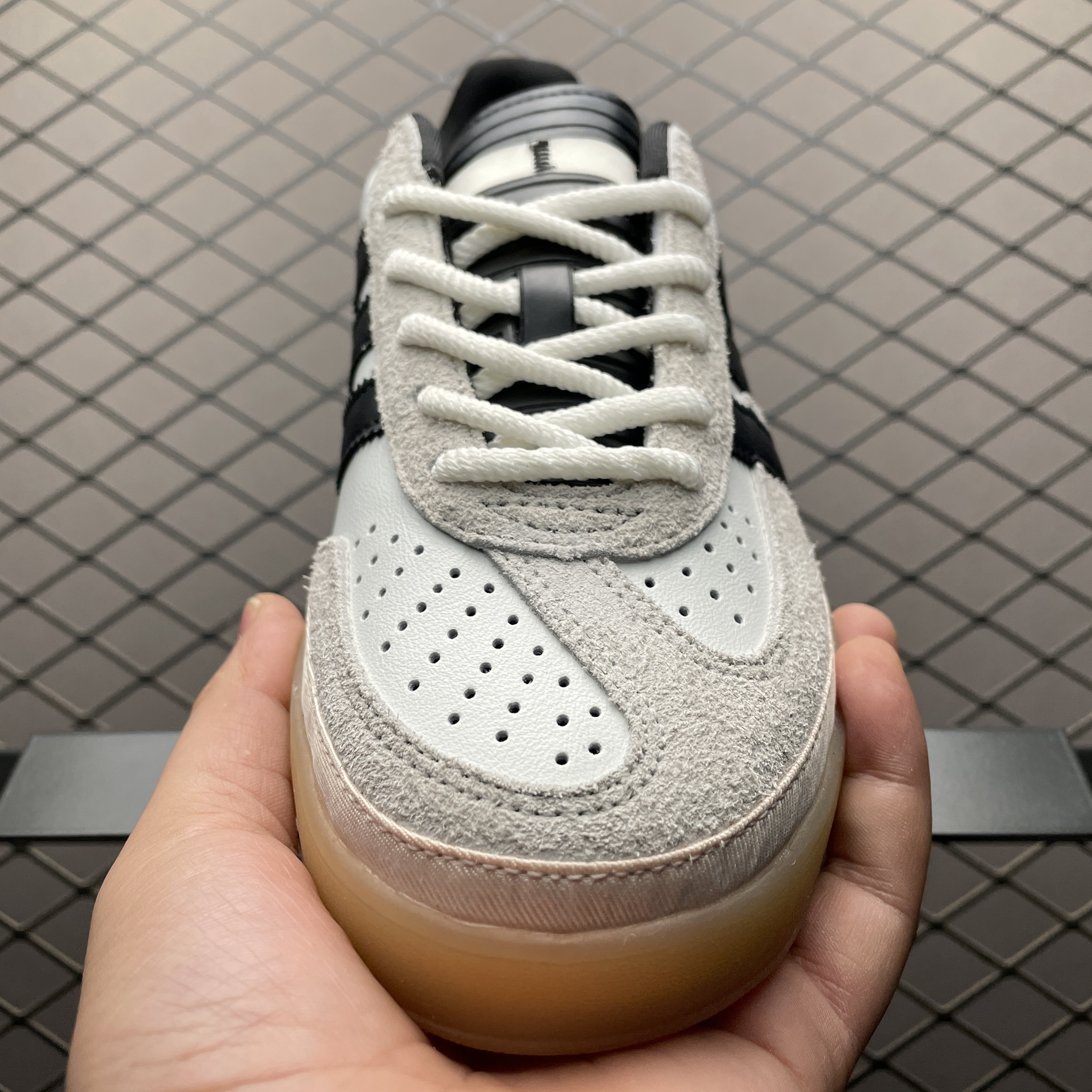 Bad Bunny × adidas Originals Gazelle Indoor "Core White/Core Black/Gum"（ IF9735 ）