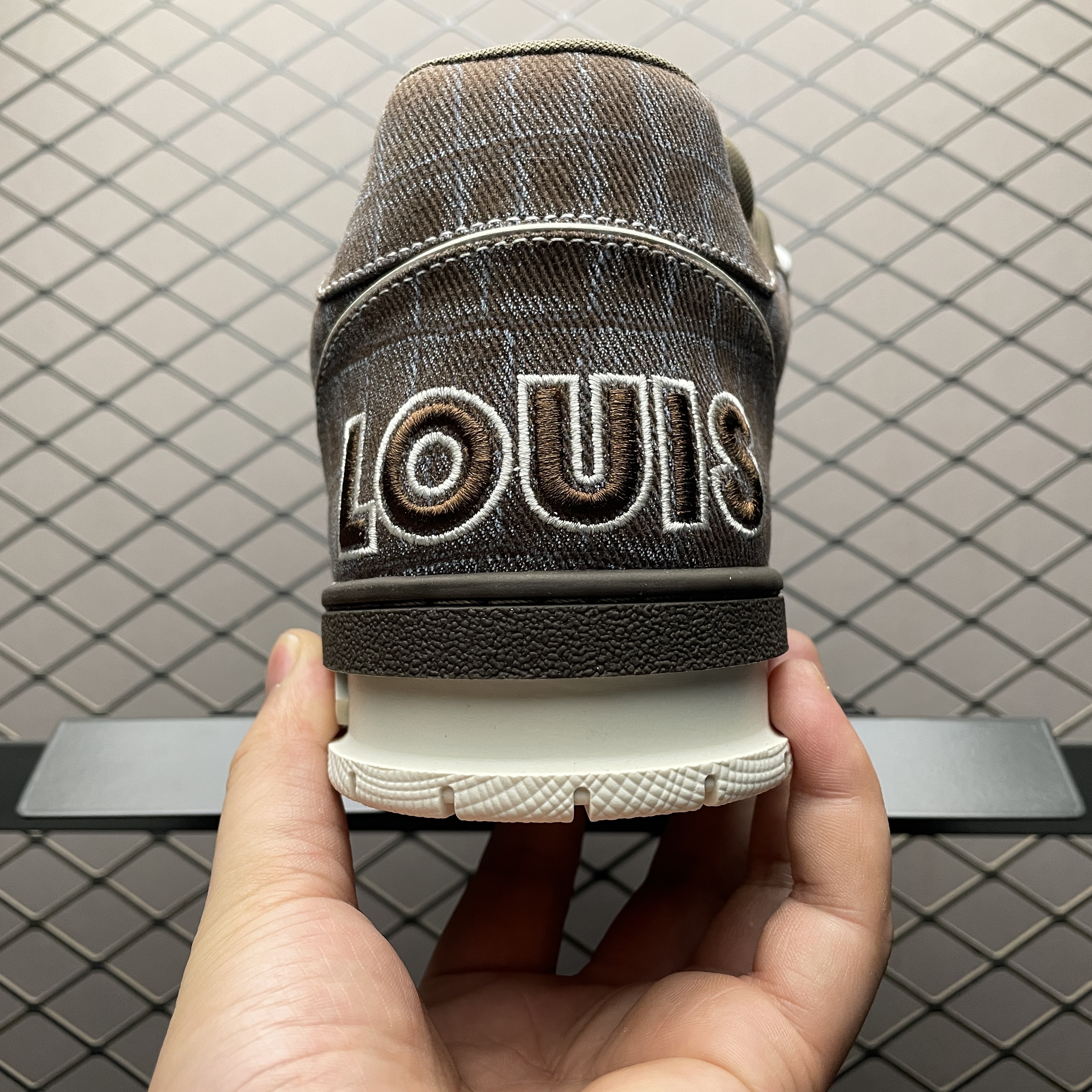 Louis Vuitton Trainer Line Sneakers（1ADE22)