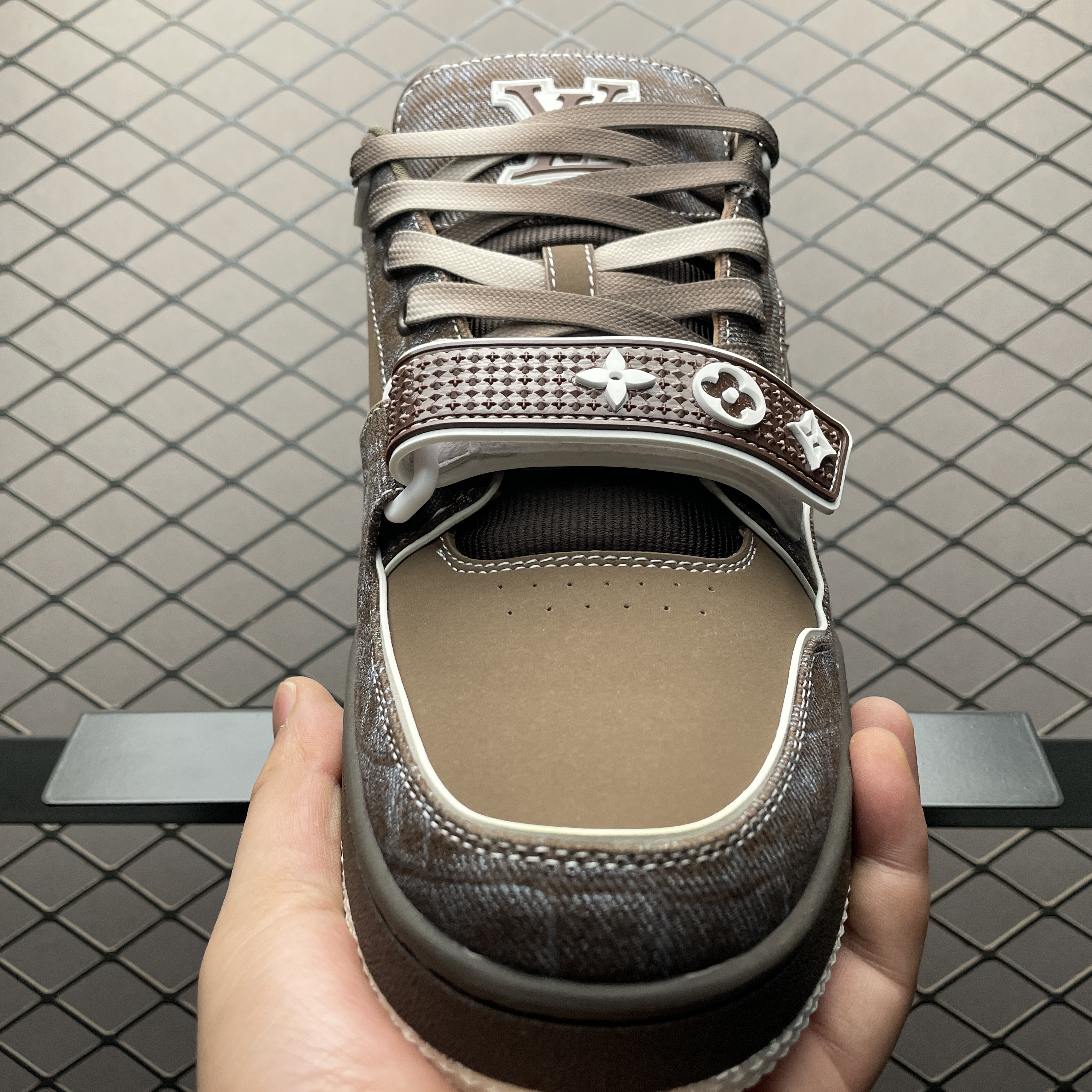 Louis Vuitton Trainer Line Sneakers（1ADE22)