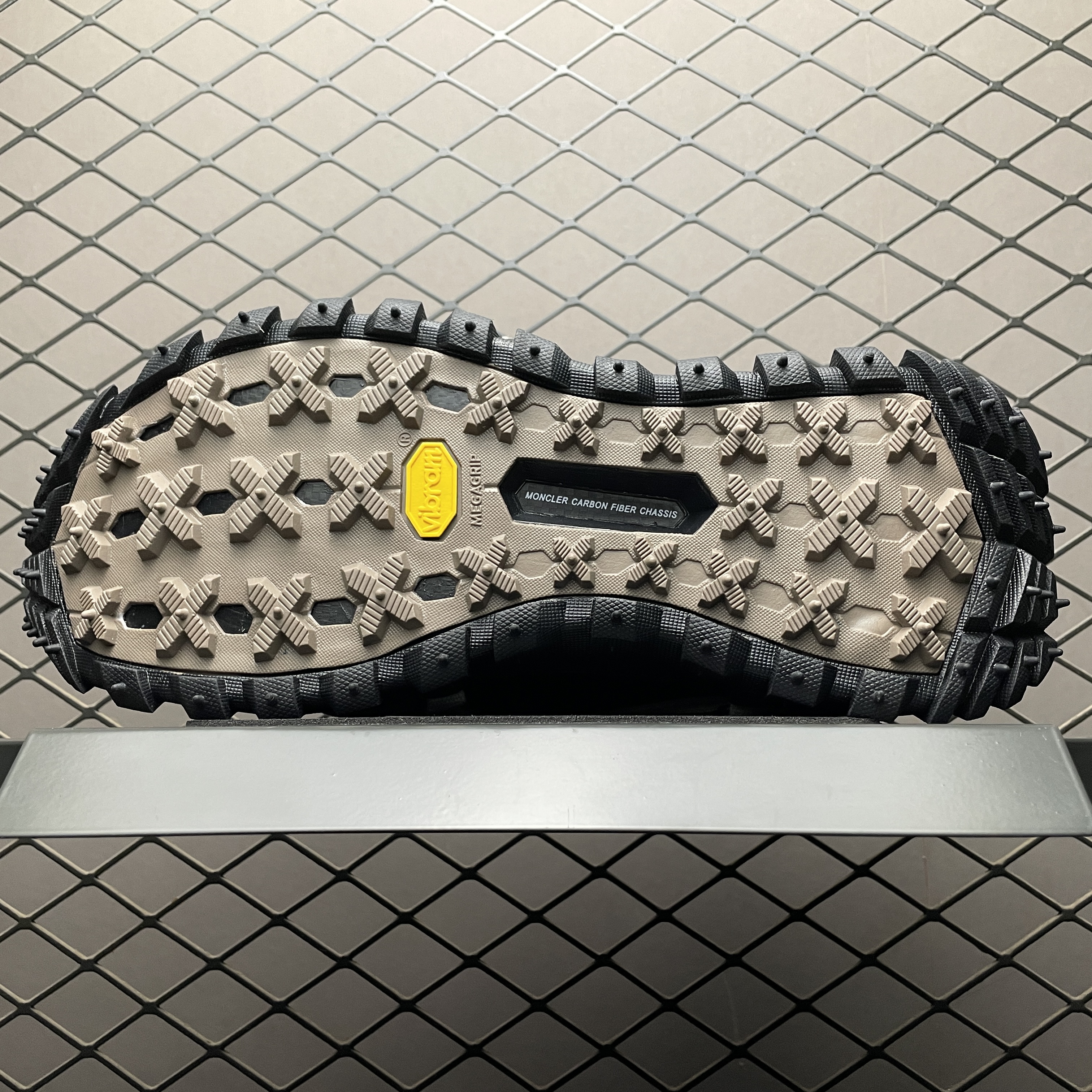 Rick Owens x Moncler Trailgrip Megalace Black （MU02D4M10M4321-999）