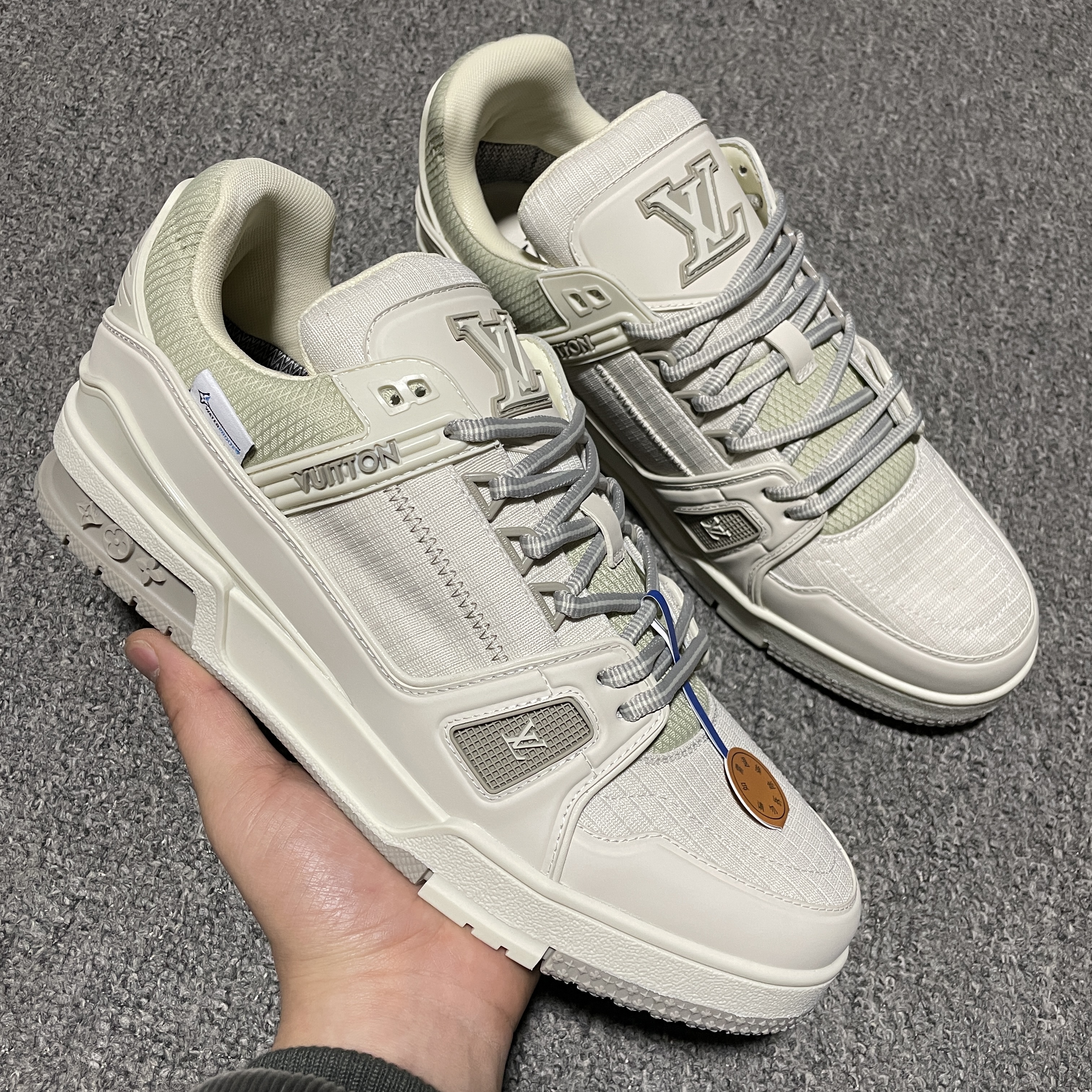 Louis Vuitton LV Trainer Grey（1ADEWF）