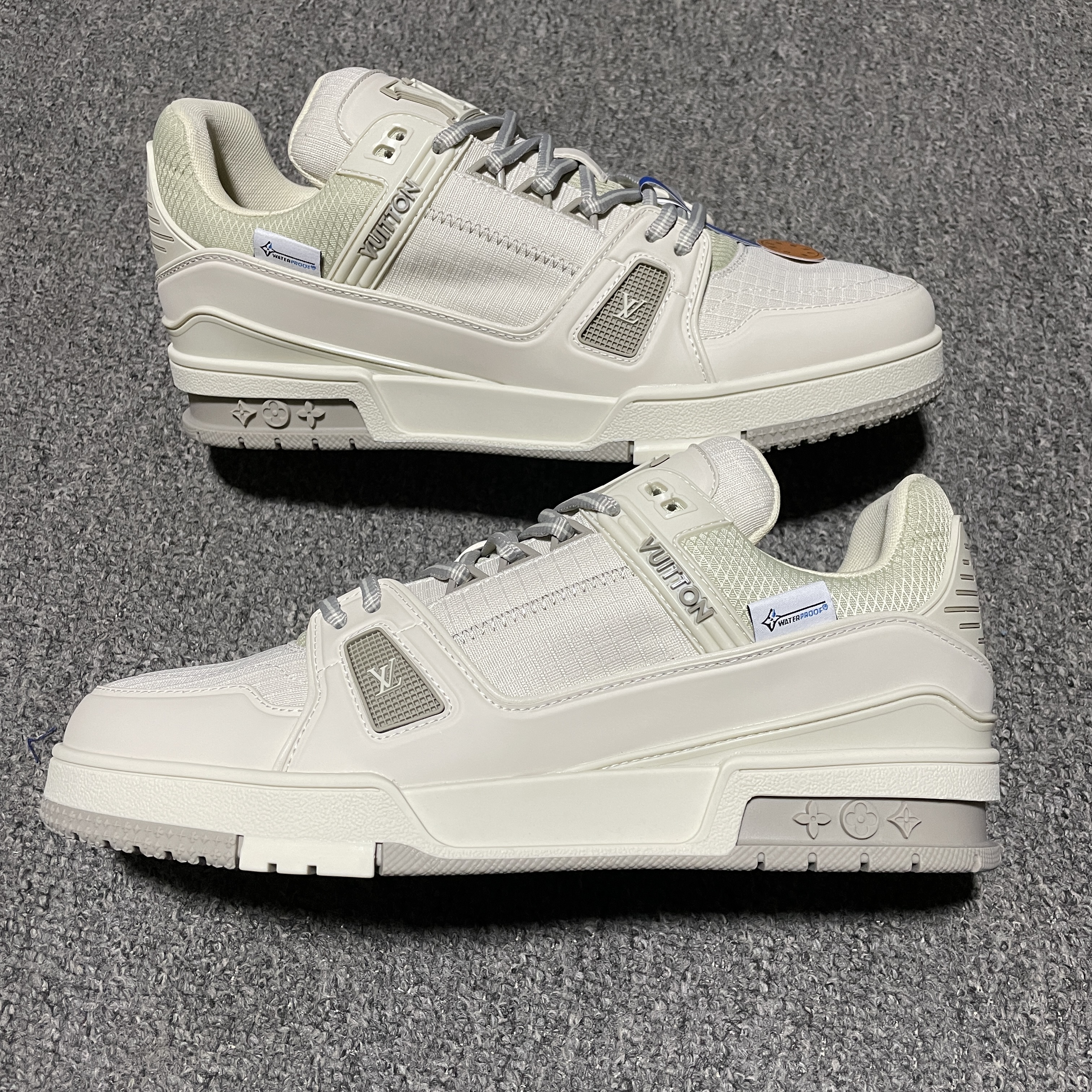 Louis Vuitton LV Trainer Grey（1ADEWF）