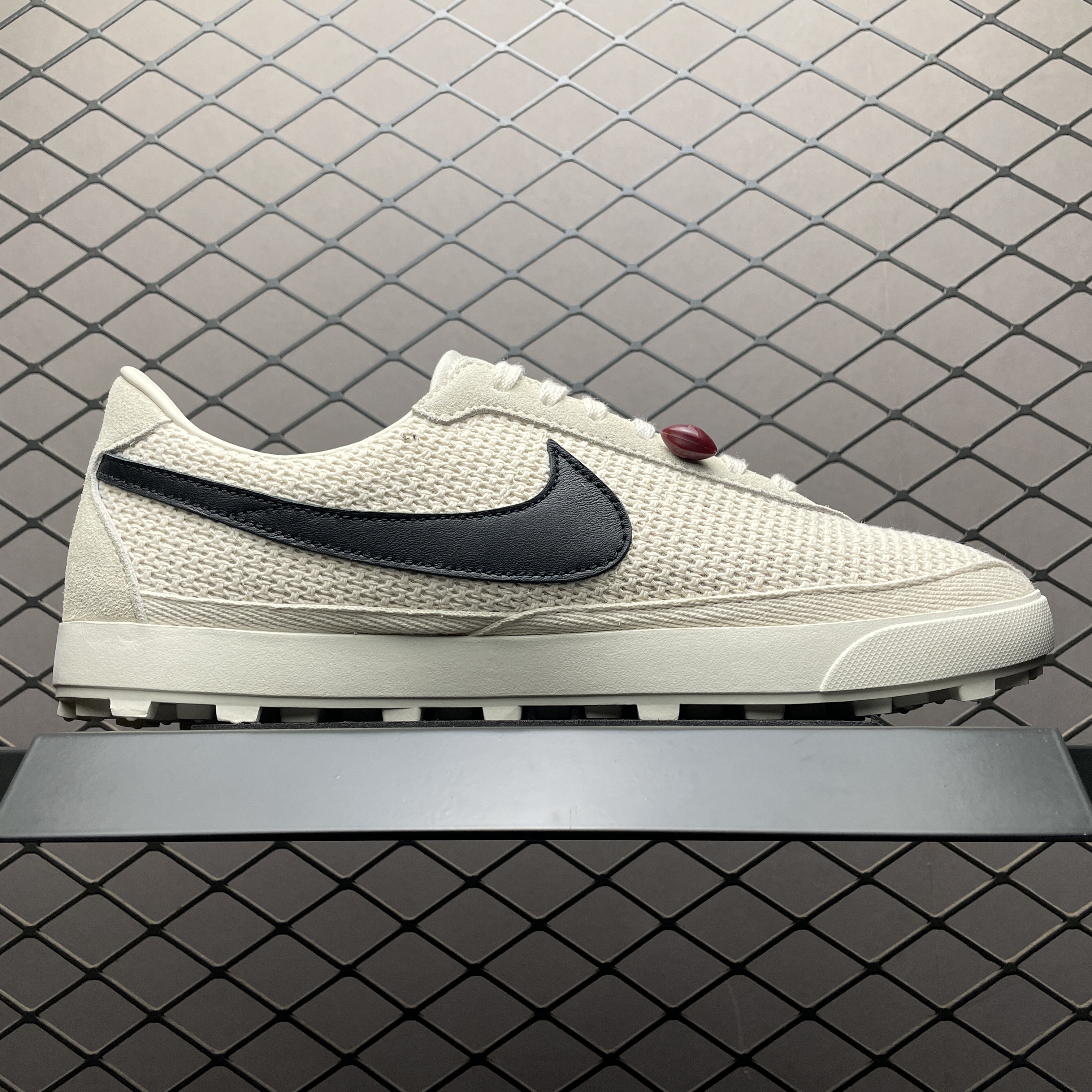 Bode × Nike Astro Grabber "Light Cream and Black" (FQ6892-100)