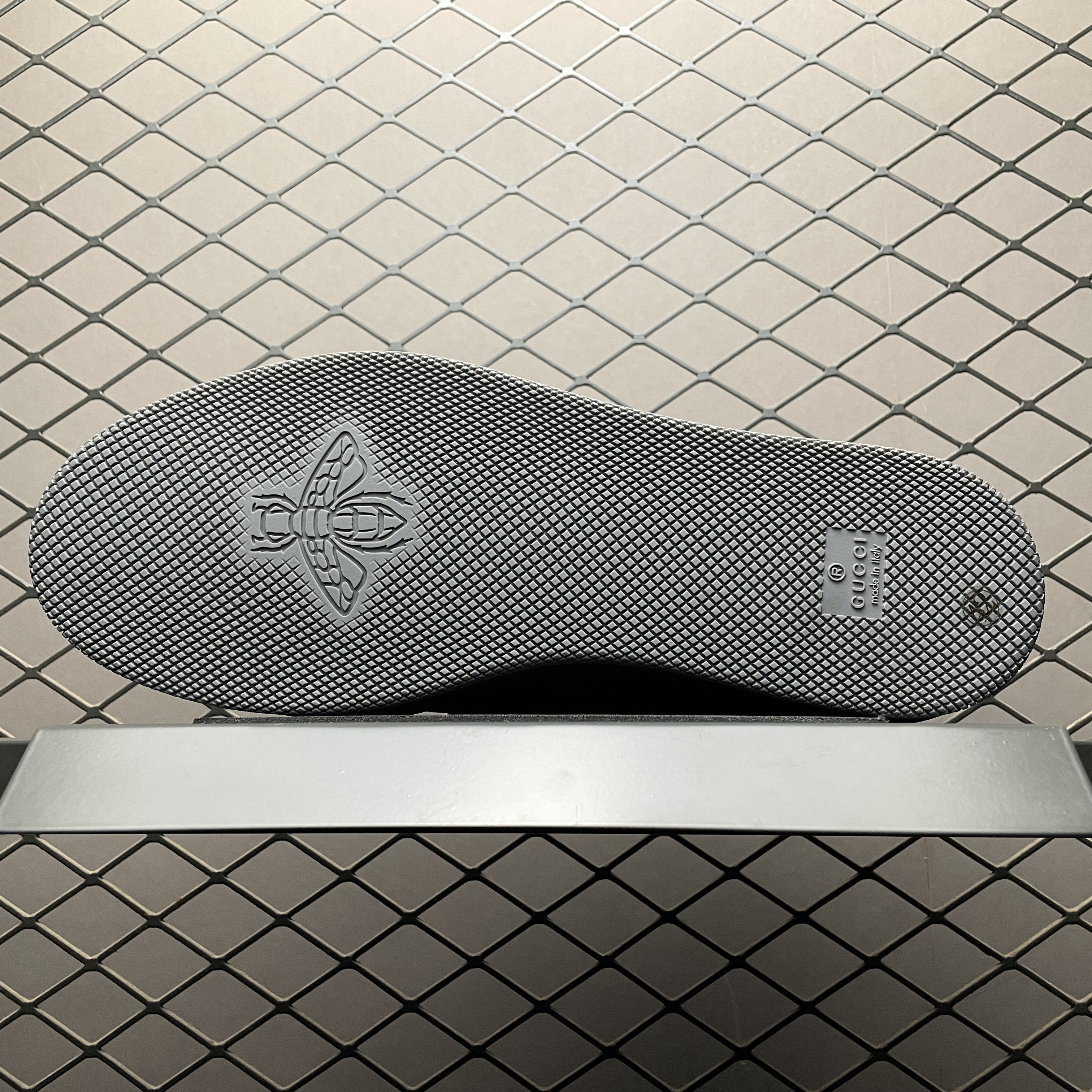 Gucci Men's GG Screener sneaker in black GG canvas（576223FAD941058）