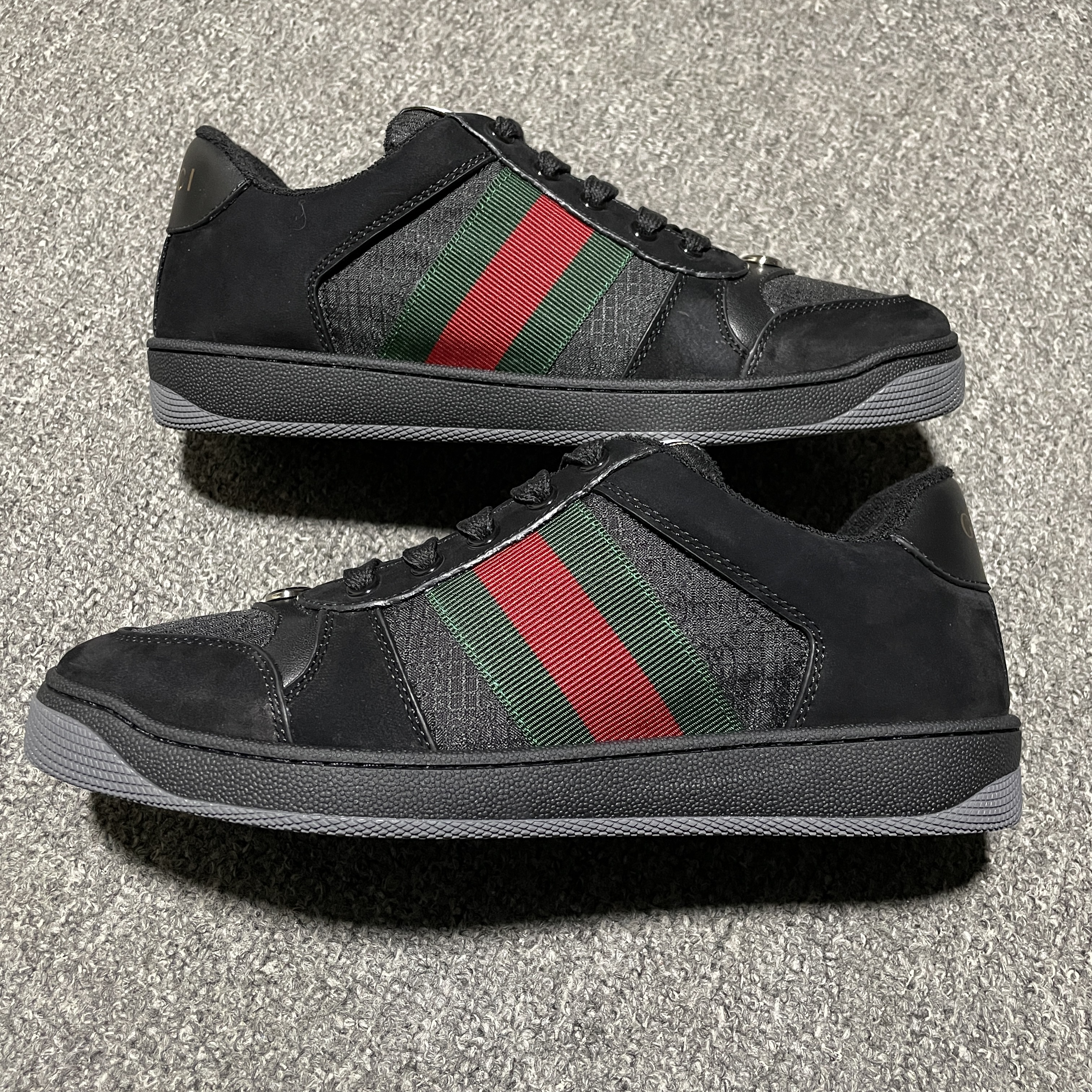 Gucci Men's GG Screener sneaker in black GG canvas（576223FAD941058）