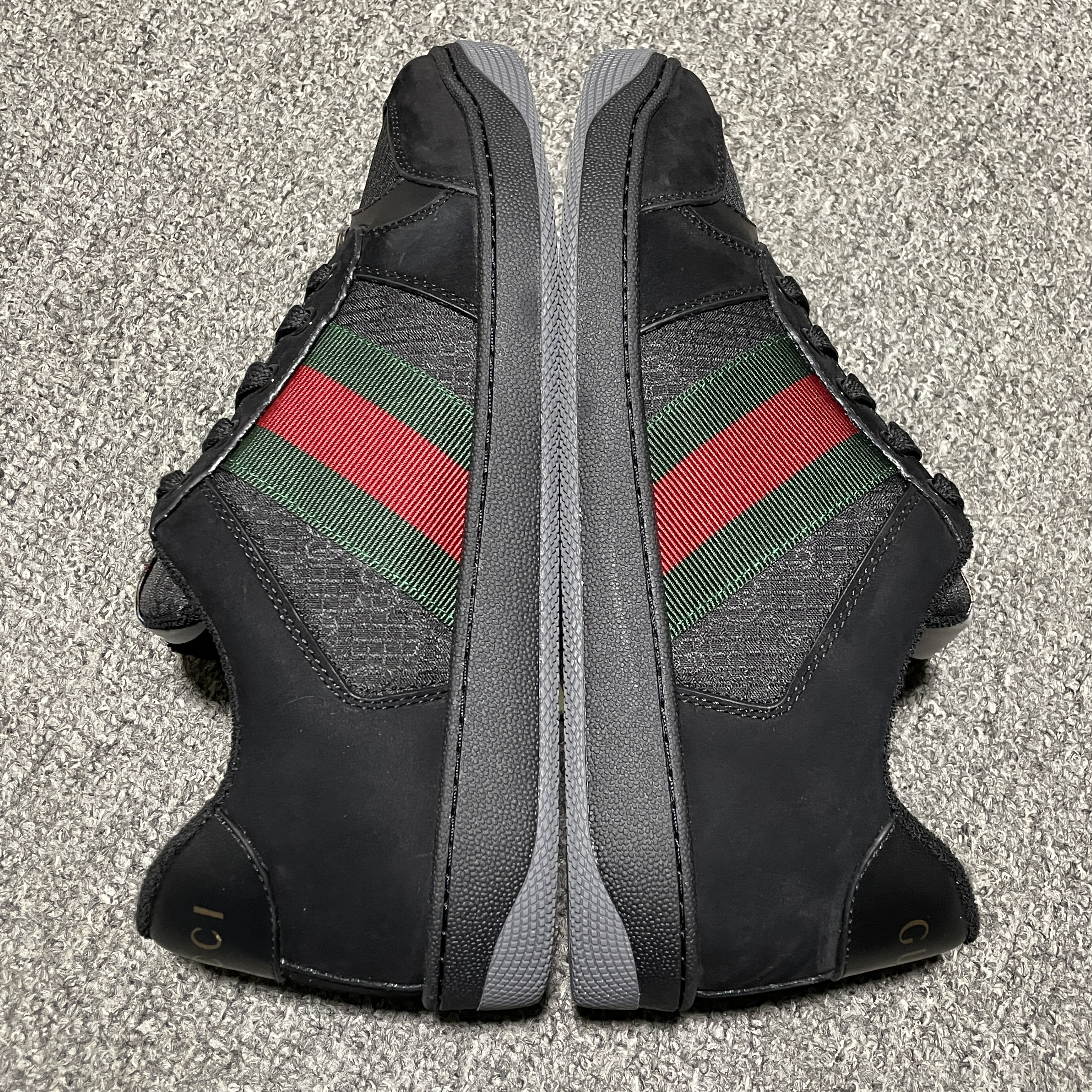 Gucci Men's GG Screener sneaker in black GG canvas（576223FAD941058）