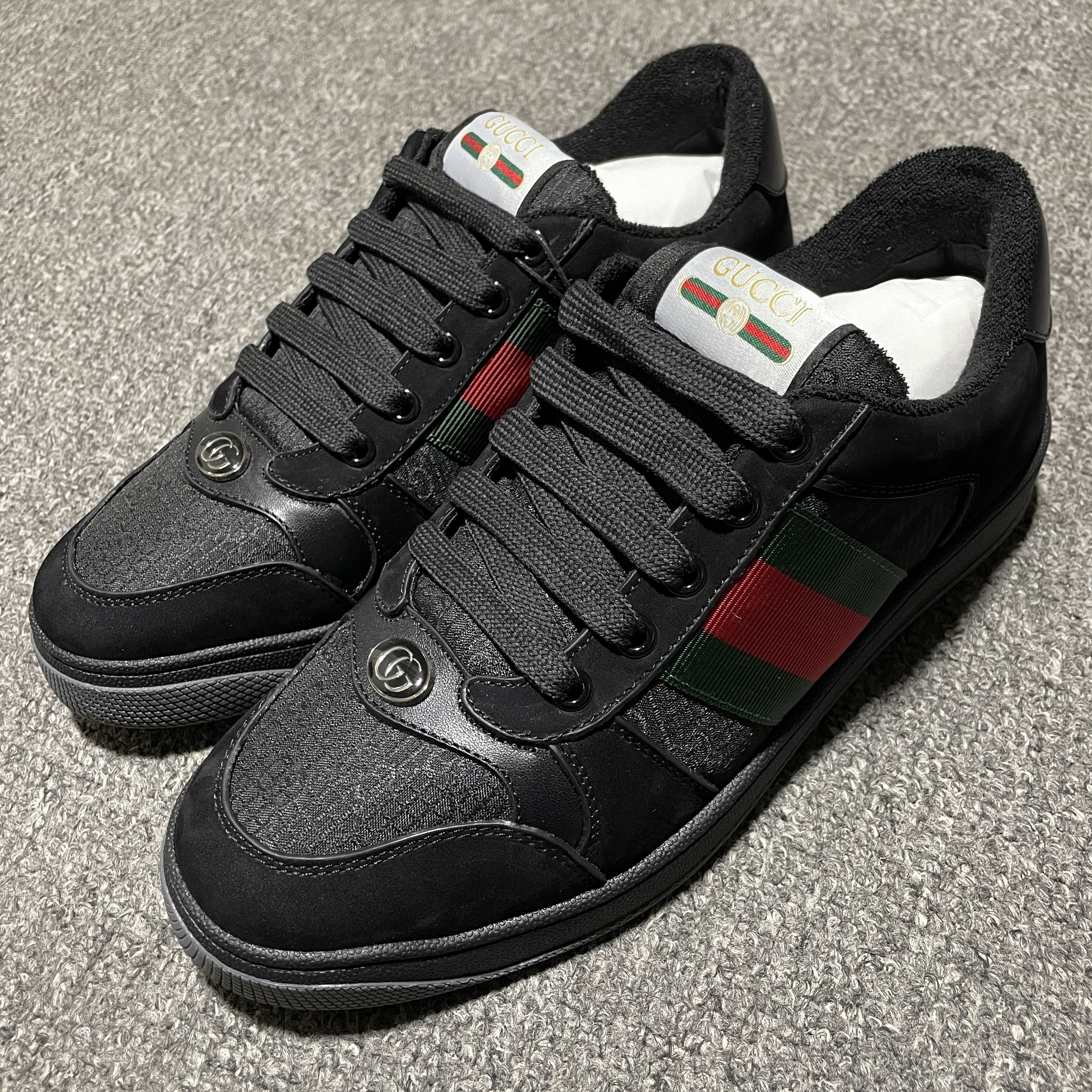 Gucci Men's GG Screener sneaker in black GG canvas（576223FAD941058）