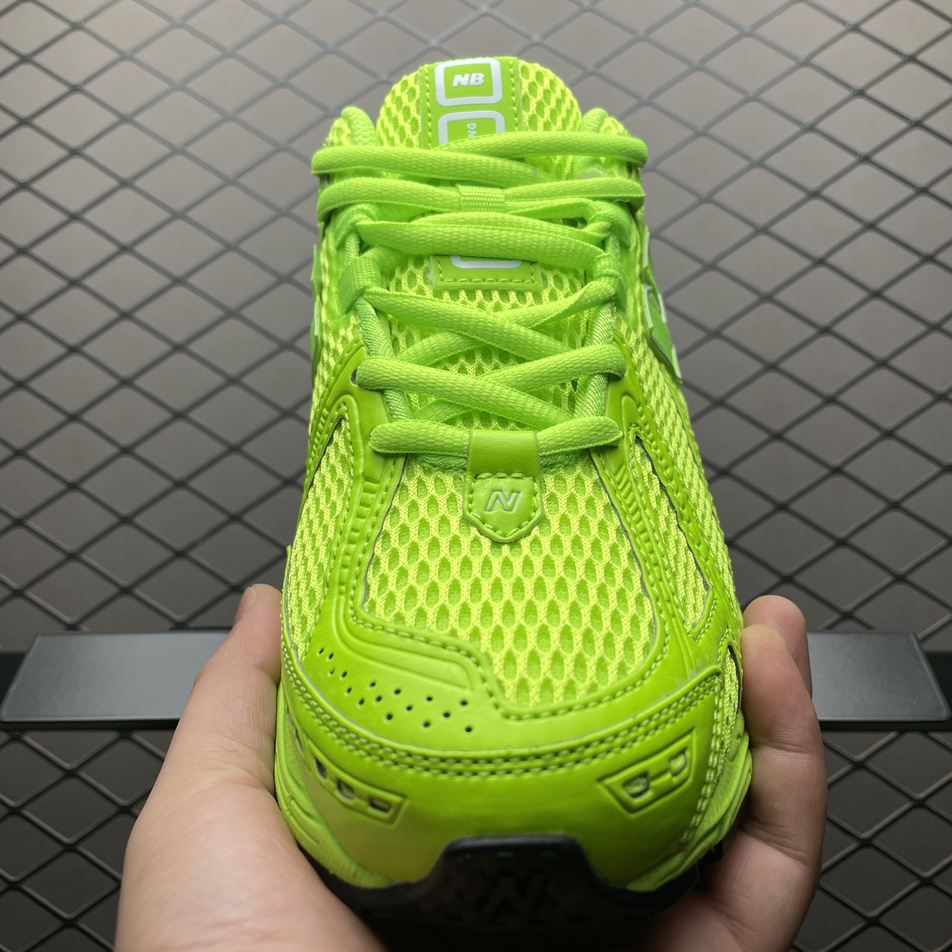 New Balance 1906R 'Neon Green' ASOS Exclusive(M1906RAA）