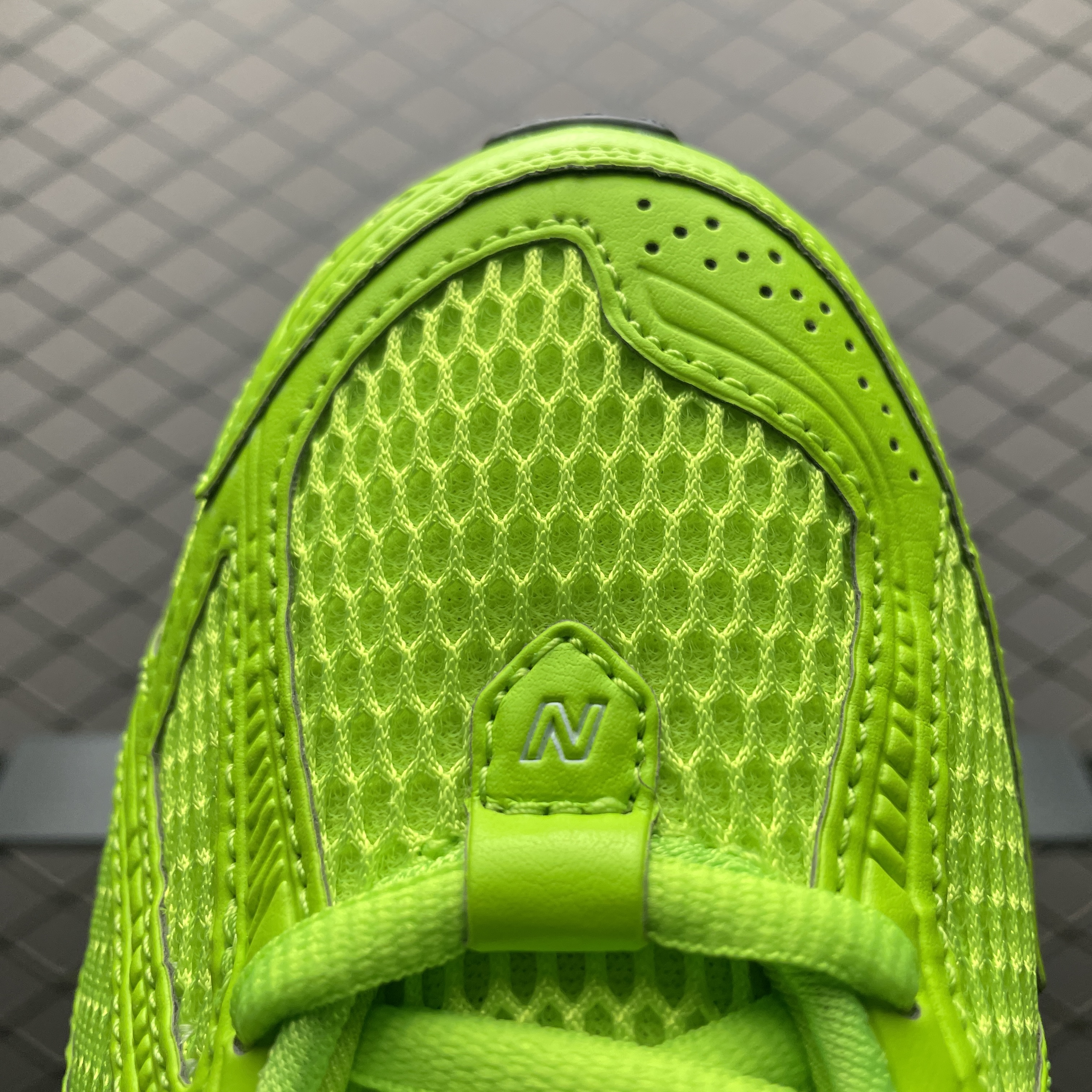 New Balance 1906R 'Neon Green' ASOS Exclusive(M1906RAA）