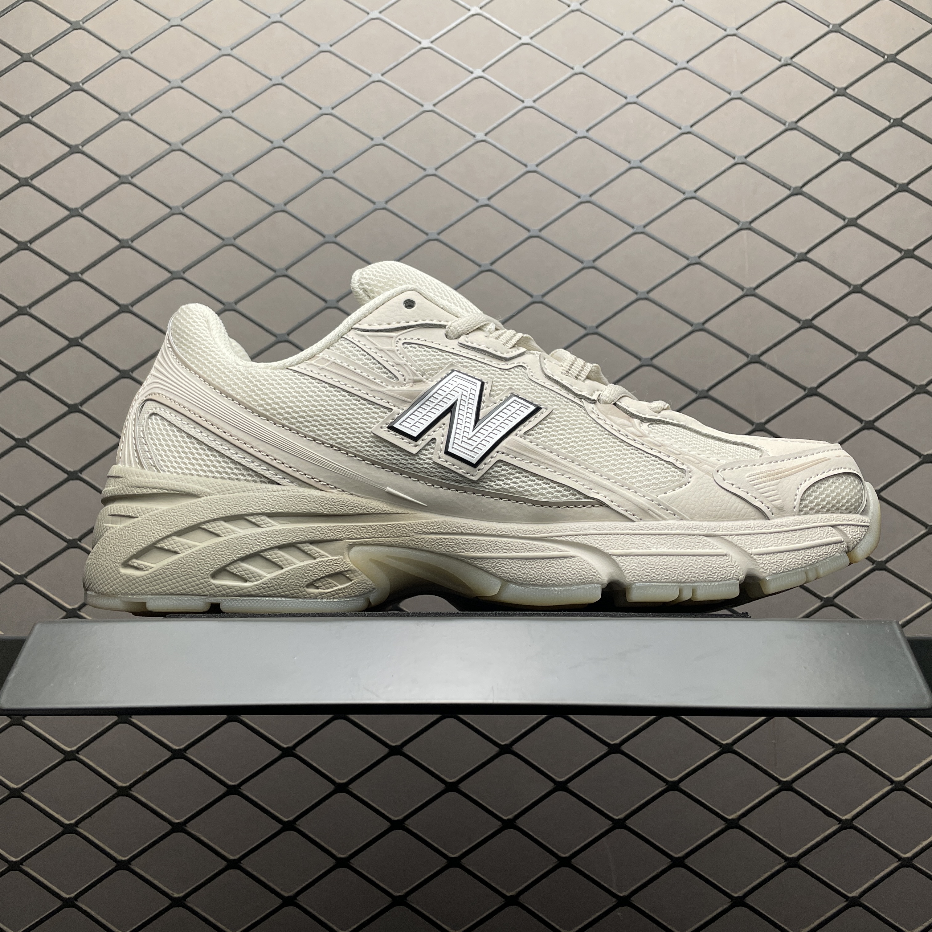 New Balance 740 Lunar New Year (2025) (U740LN1）