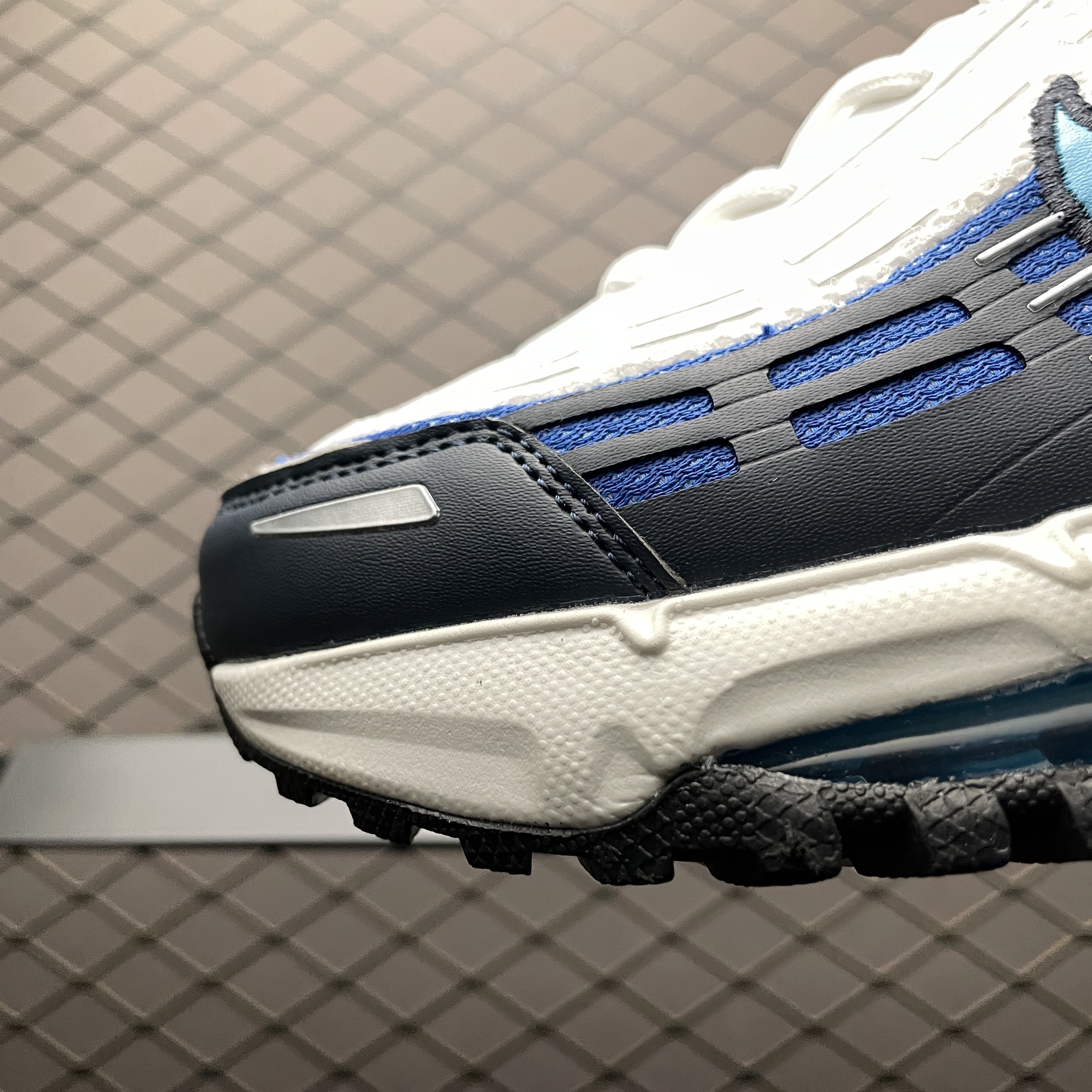 Nike Air Max TL 2.5 "Summit White and Obsidian" (FZ4110-102)