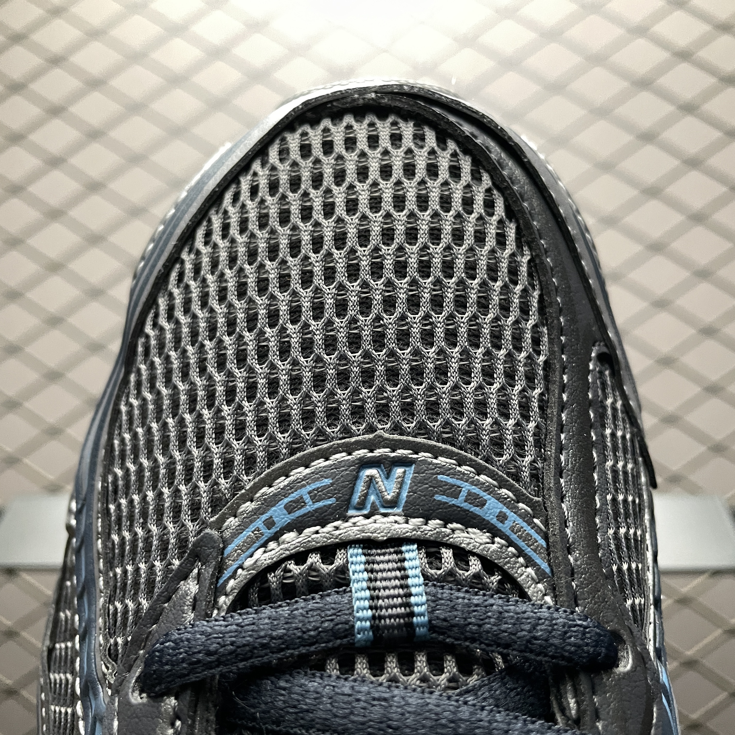New Balance 740 "Black/Navy" (2025) (U740BT2）
