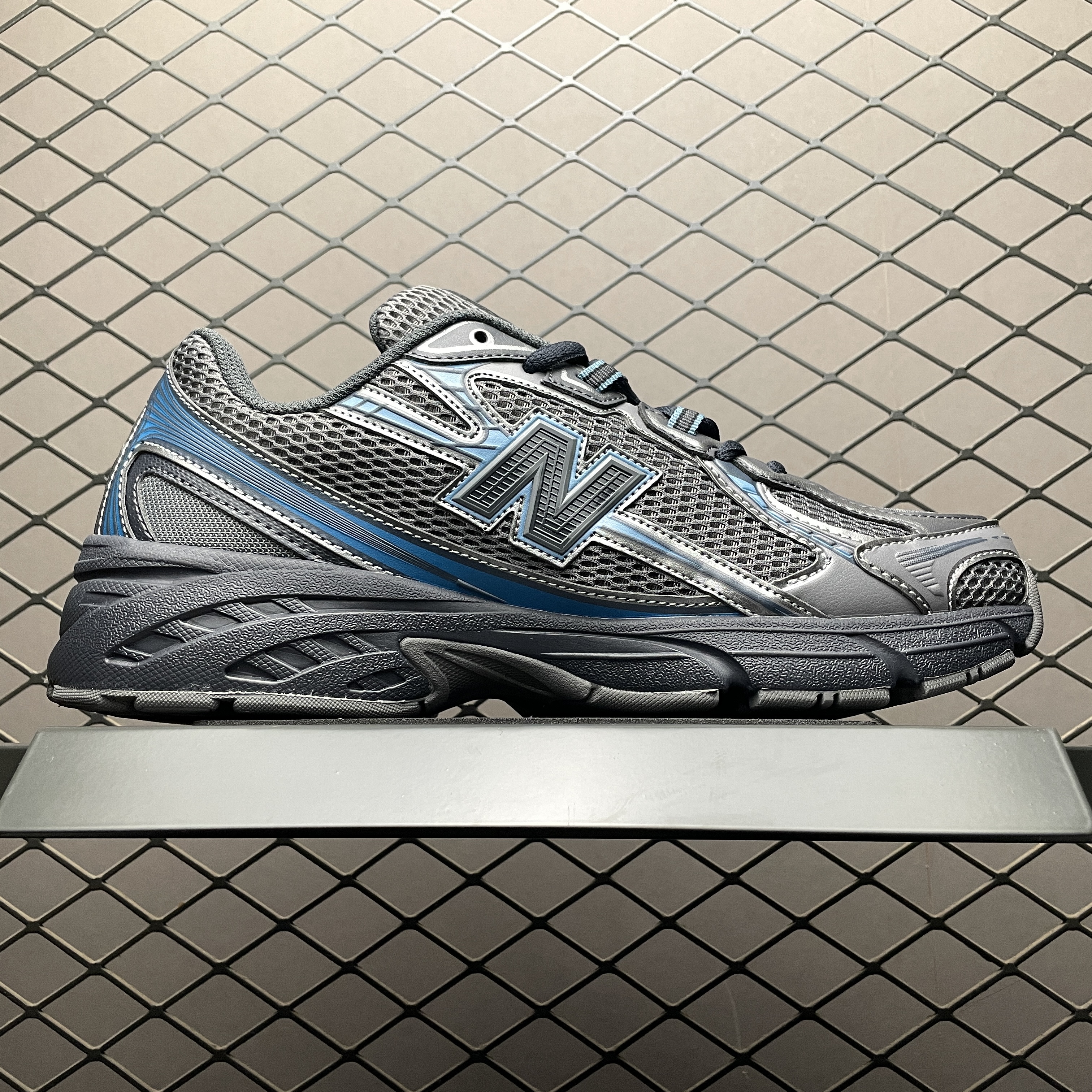 New Balance 740 "Black/Navy" (2025) (U740BT2）