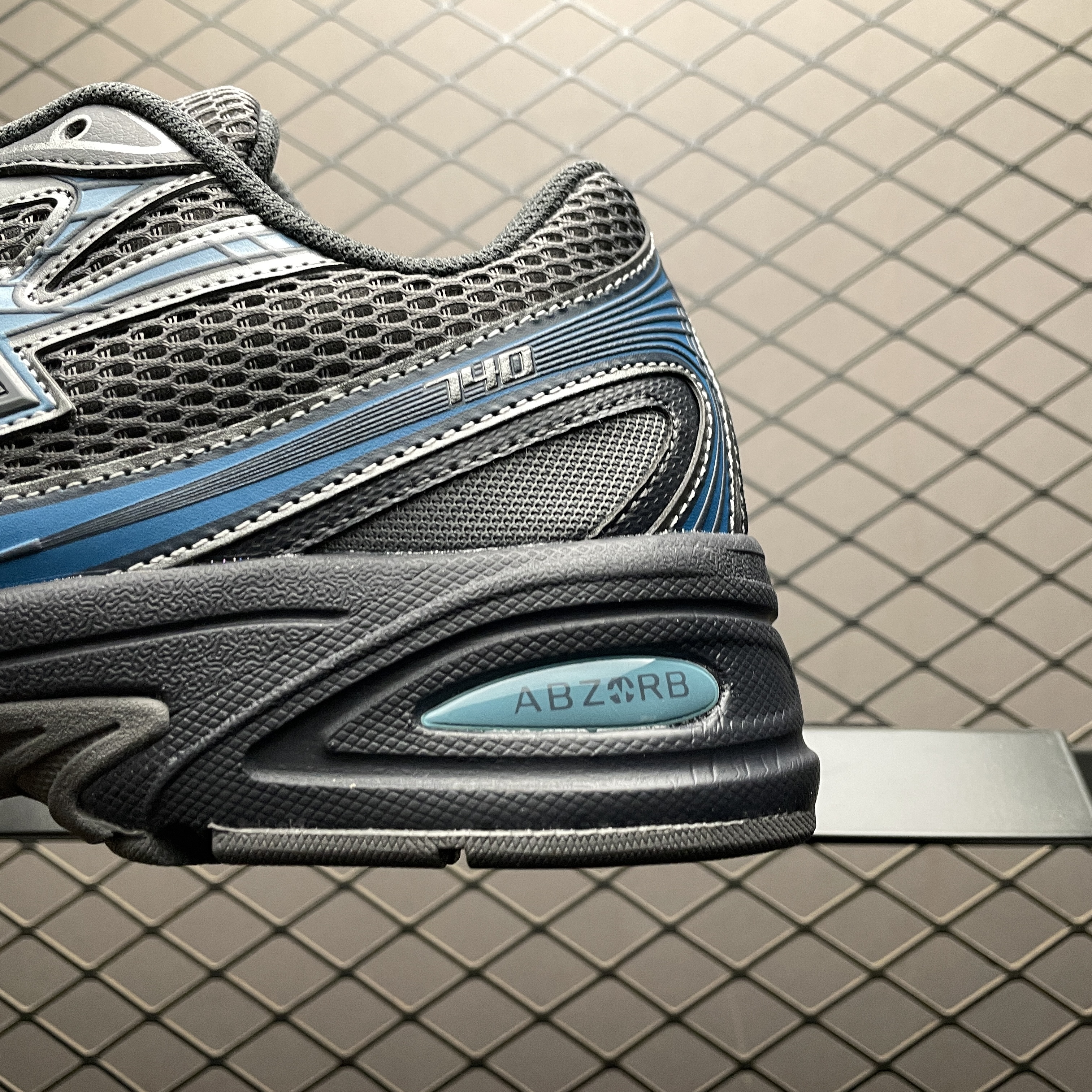 New Balance 740 "Black/Navy" (2025) (U740BT2）