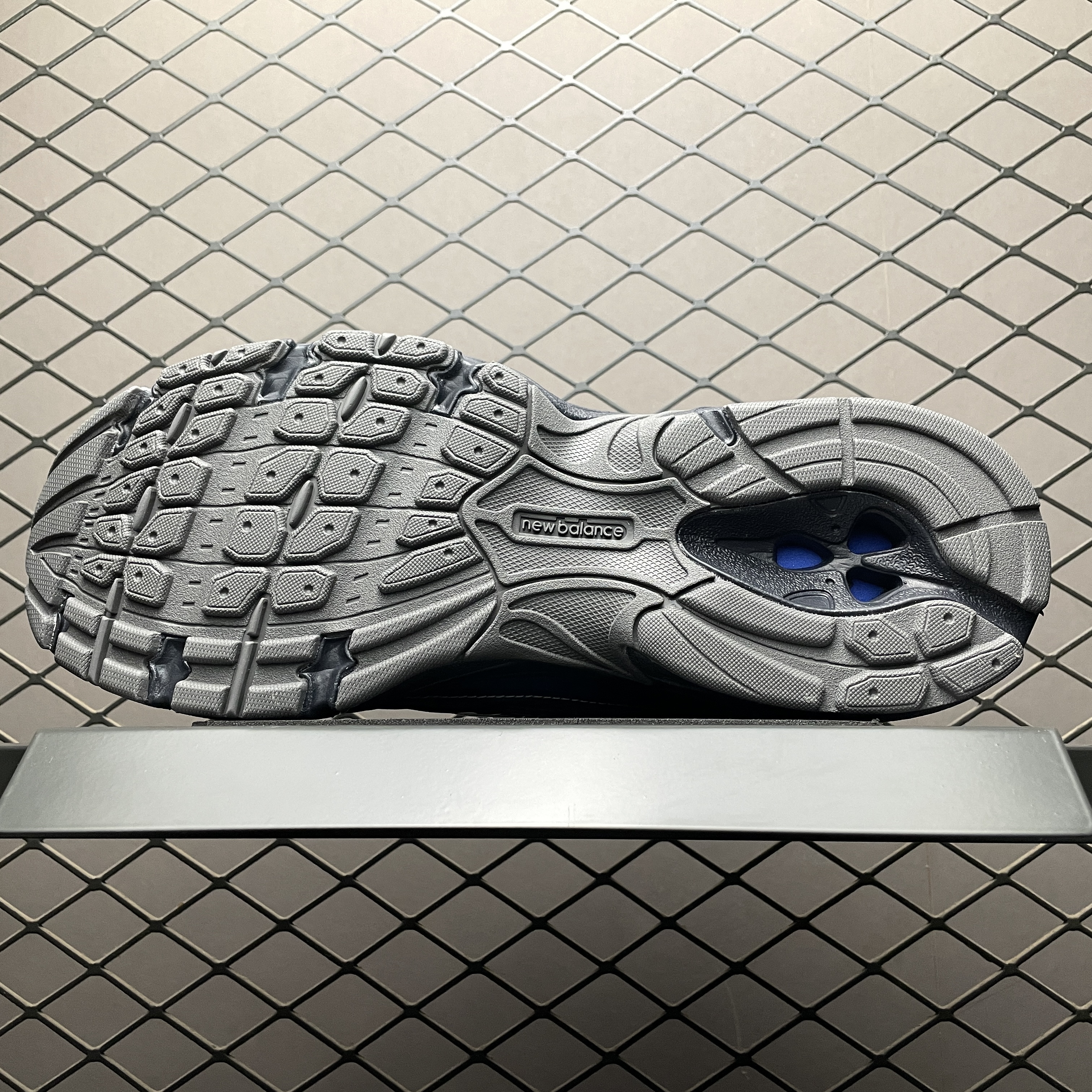 New Balance 740 "Black/Navy" (2025) (U740BT2）