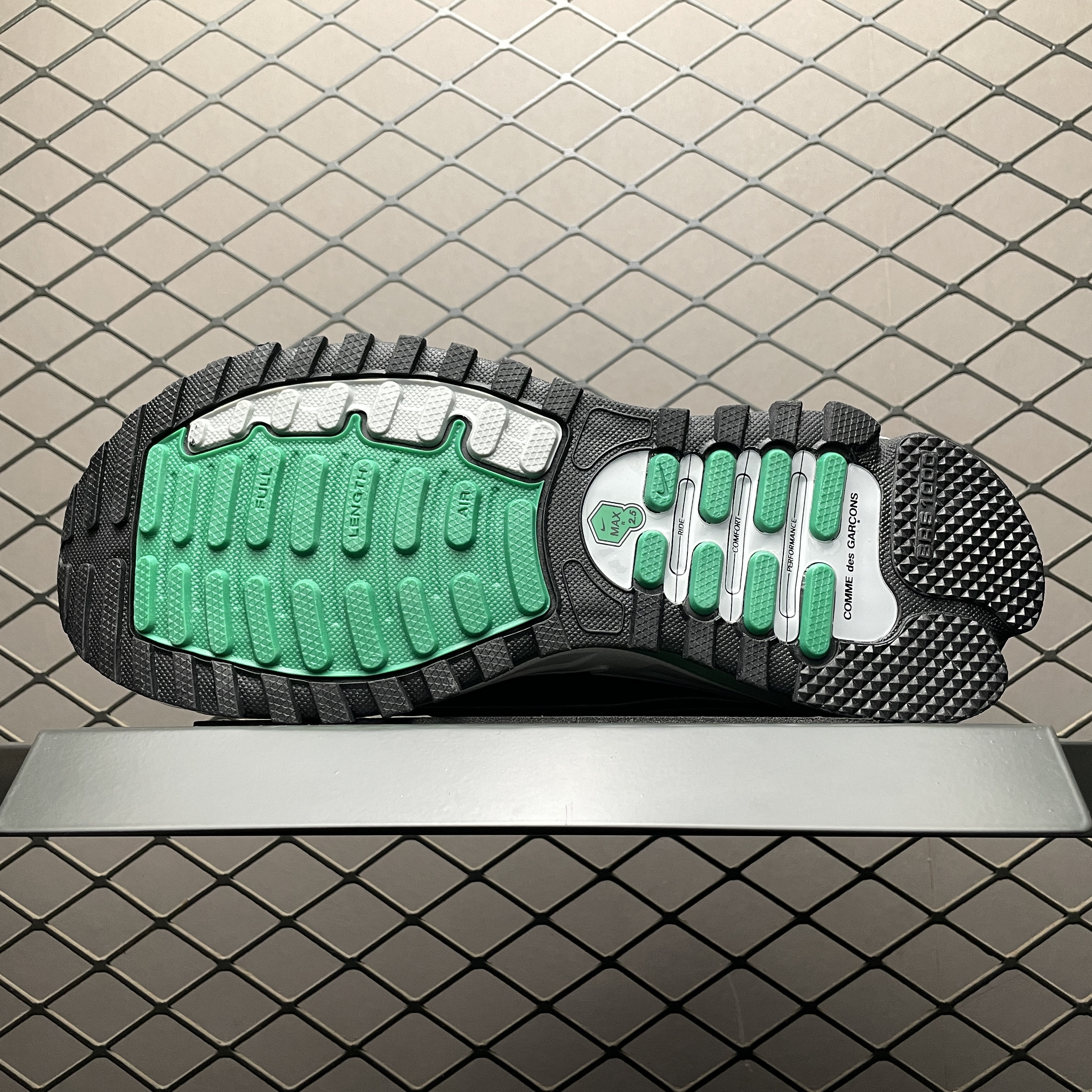 Nike Air Max TL 2.5 "Black/Metallic Silver" (FZ4110-100)