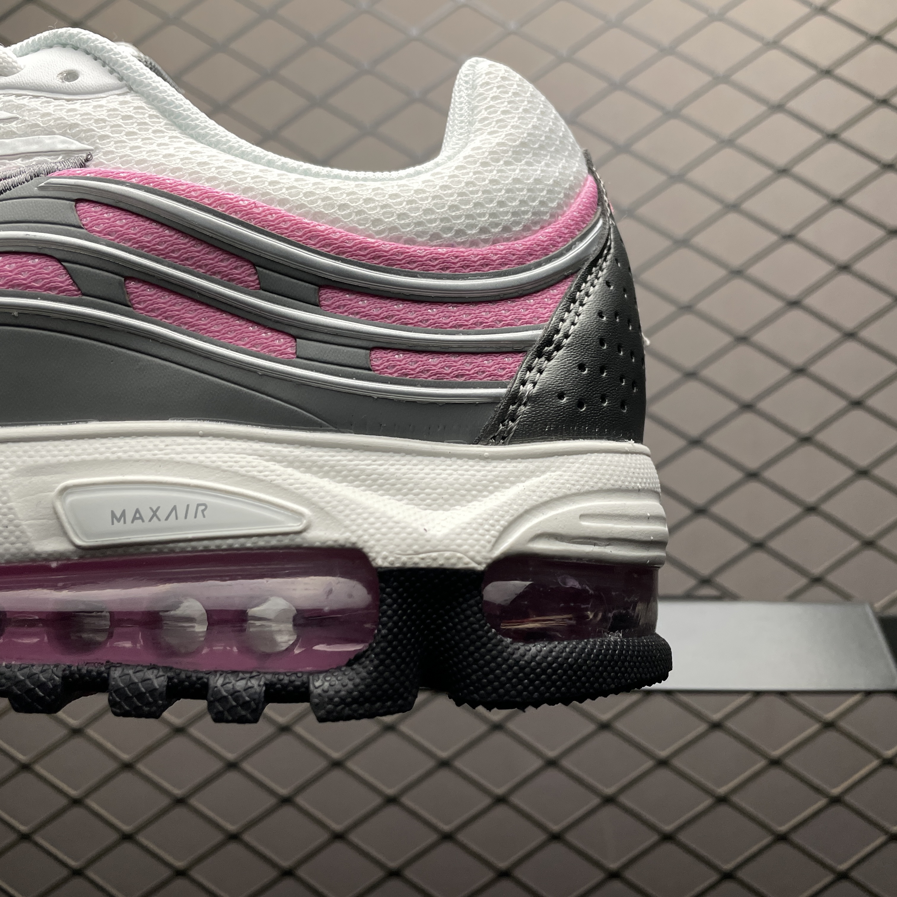 Nike Air Max TL 2.5 "Summit White/Playful Pink/Smoke Grey" (FZ4110-101)