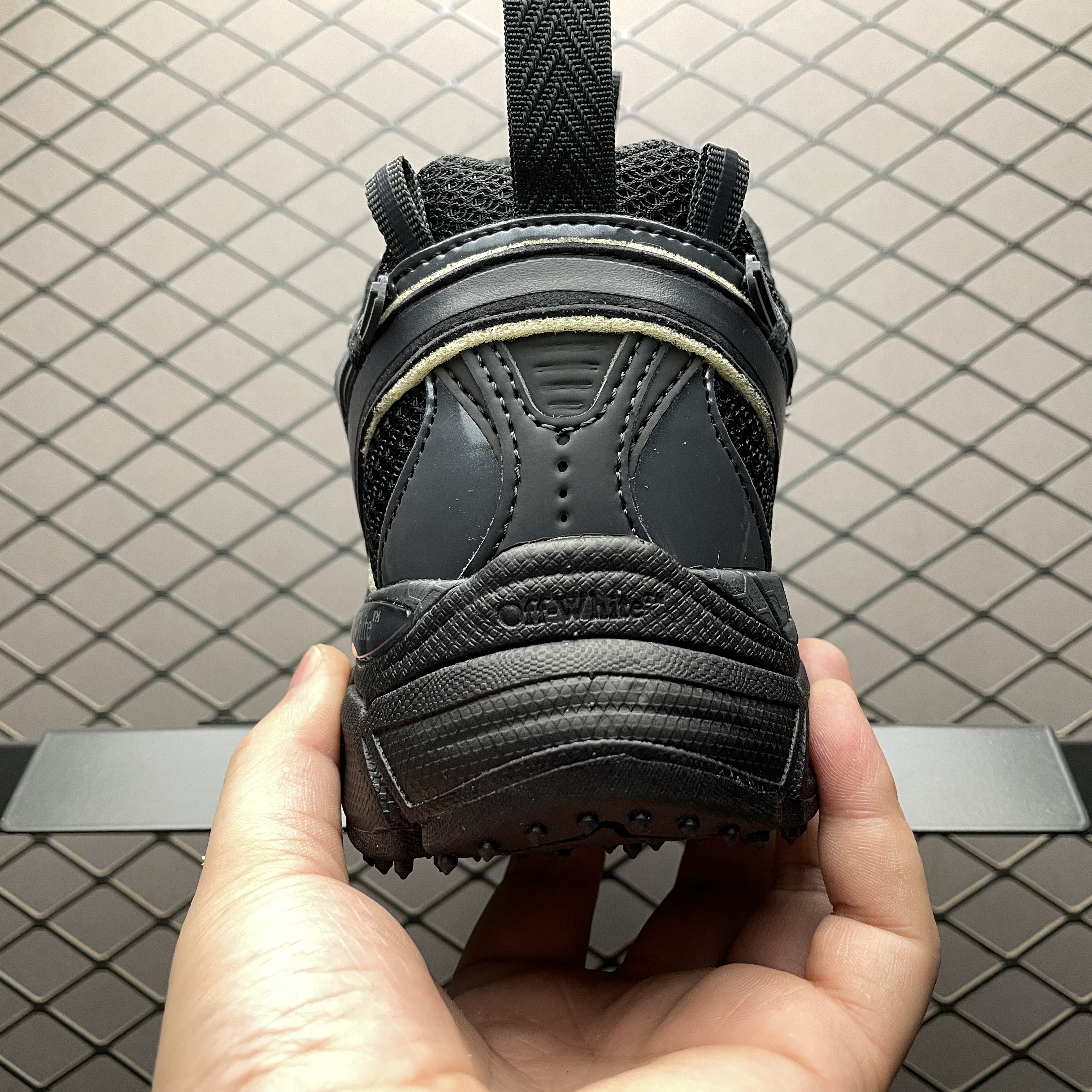 OFF-WHITE Be Right Back Black(OMIA295C99FAB0011010)